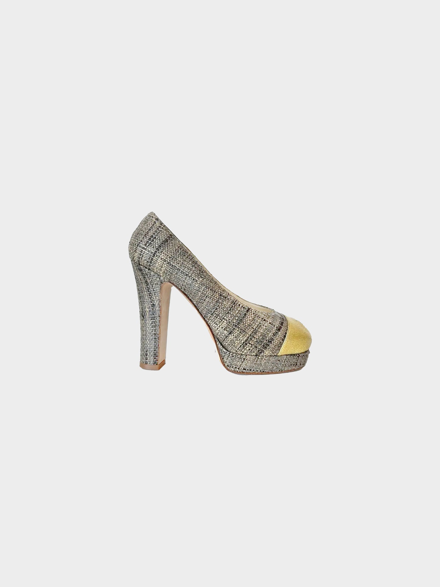 Chanel Spring 2010 Metallic Gold Patent Leather CC Raffia Lesage Pumps