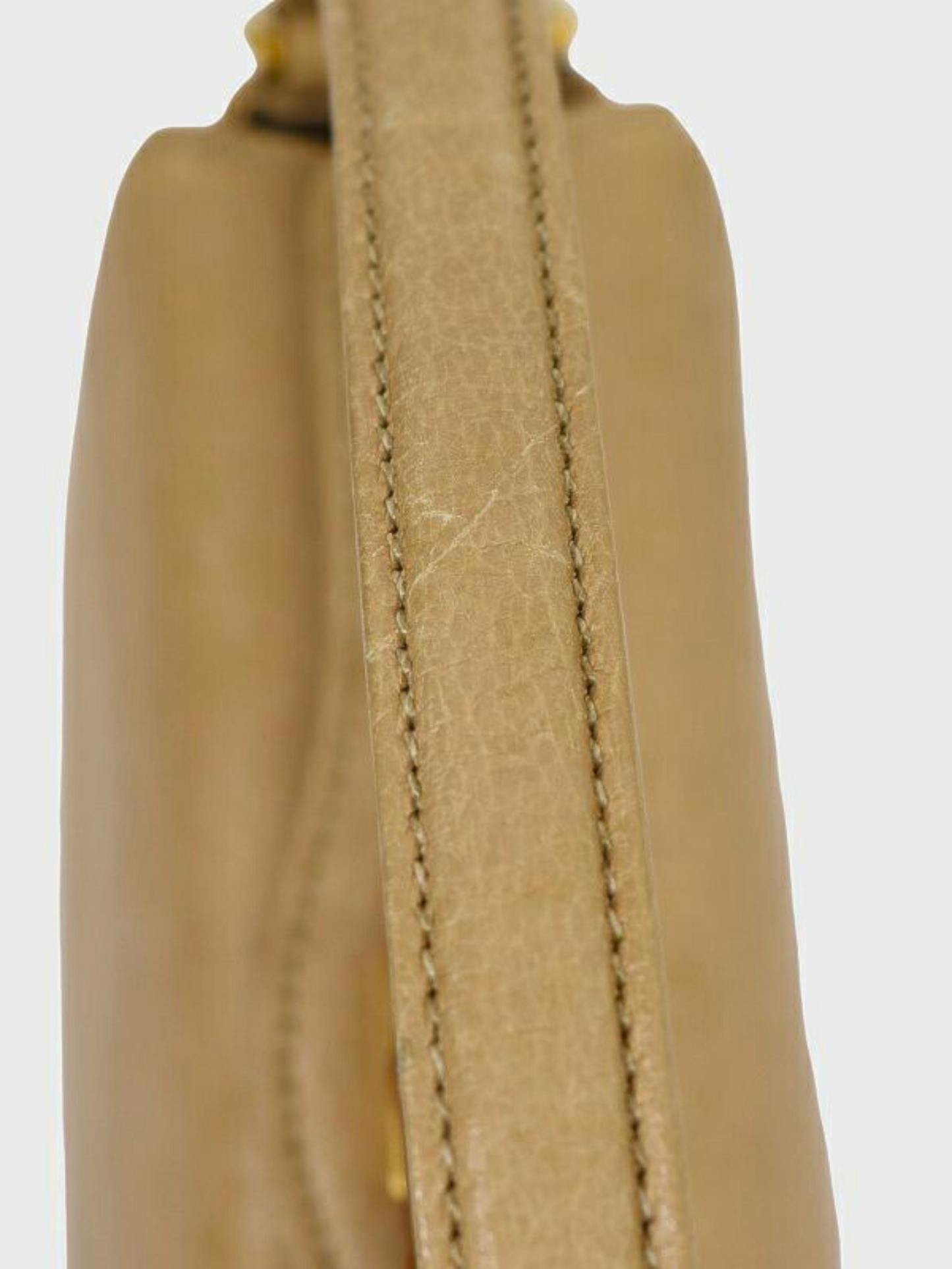 Gucci 1990s Beige Bamboo Turn Lock Leather Handbag