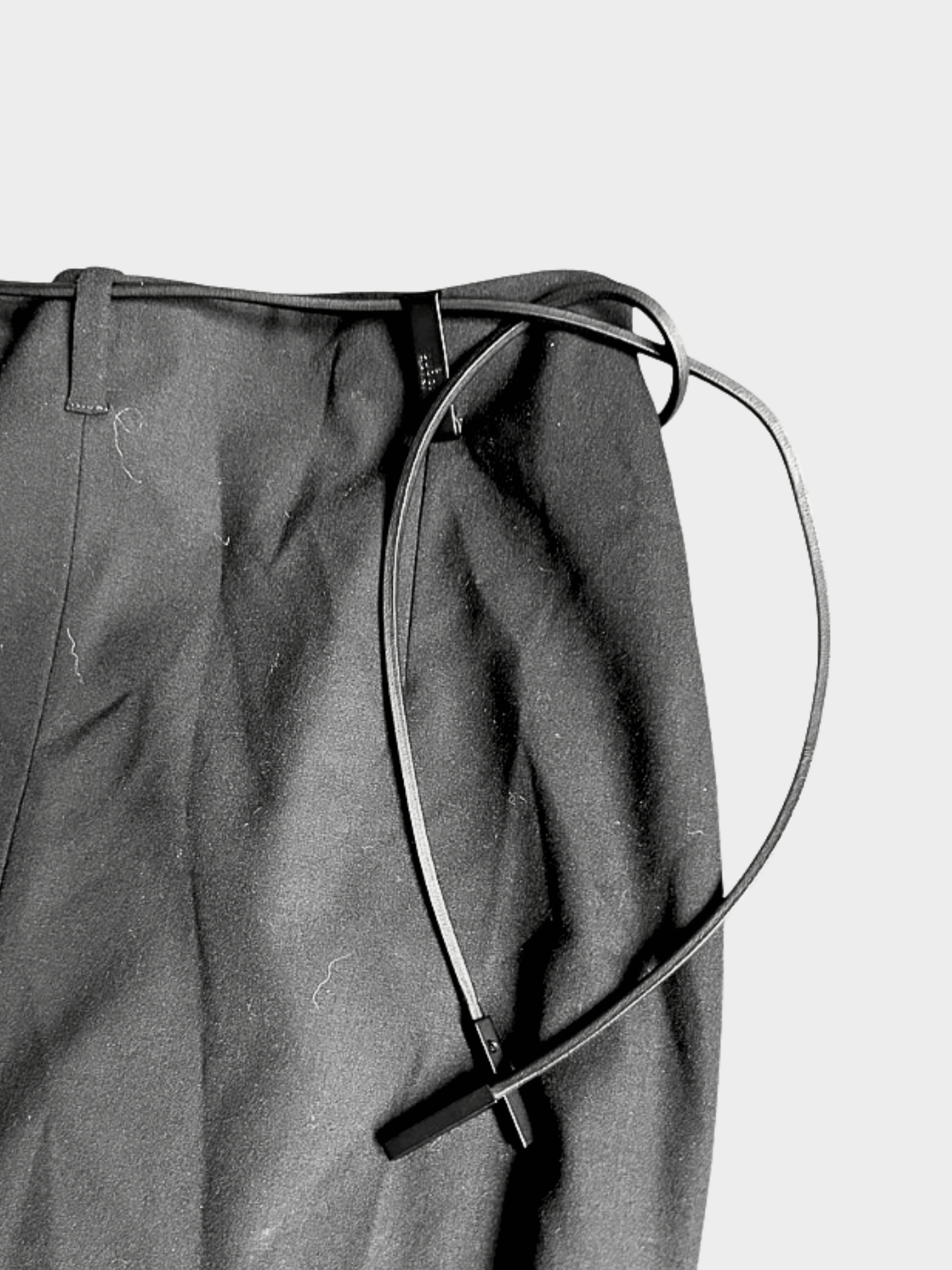 Gucci by Tom Ford 2000s Black Midi Skirt