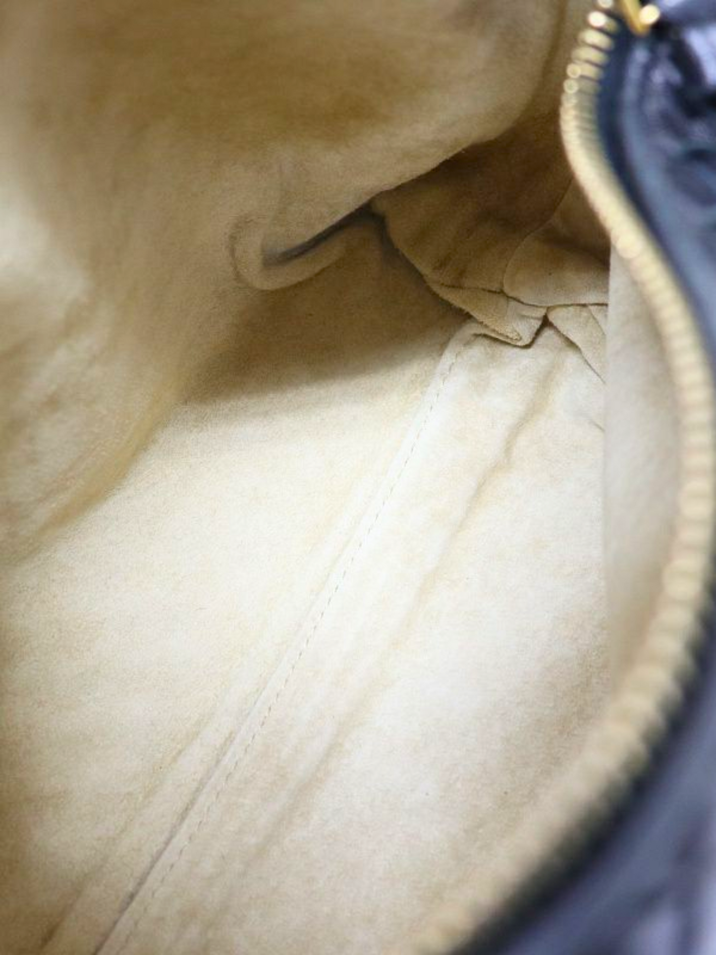 Bottega Veneta 2010s Black Intrecciato Hand Bag