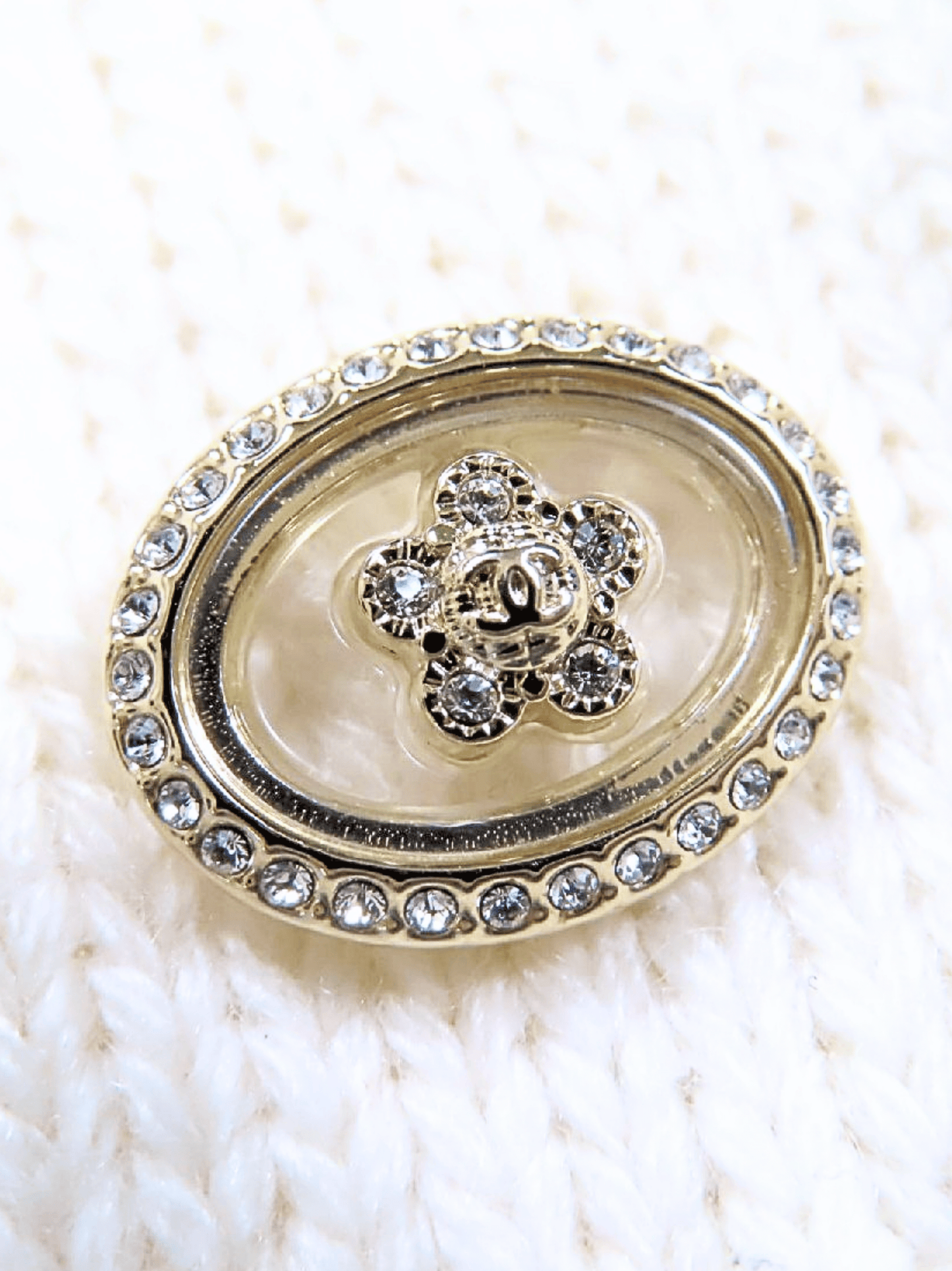 Chanel FW 2023 White Cashmere Short Sleeve Jumper