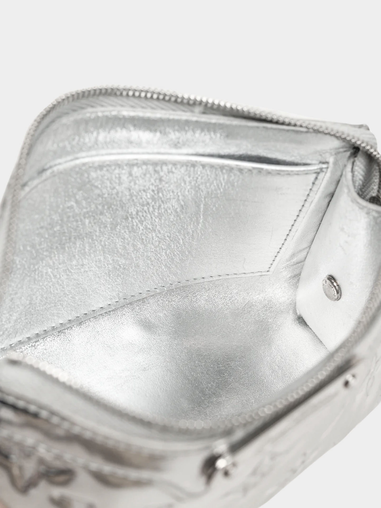 Louis Vuitton 2009 Silver Monogram Miroir Cosmetic Pouch MM