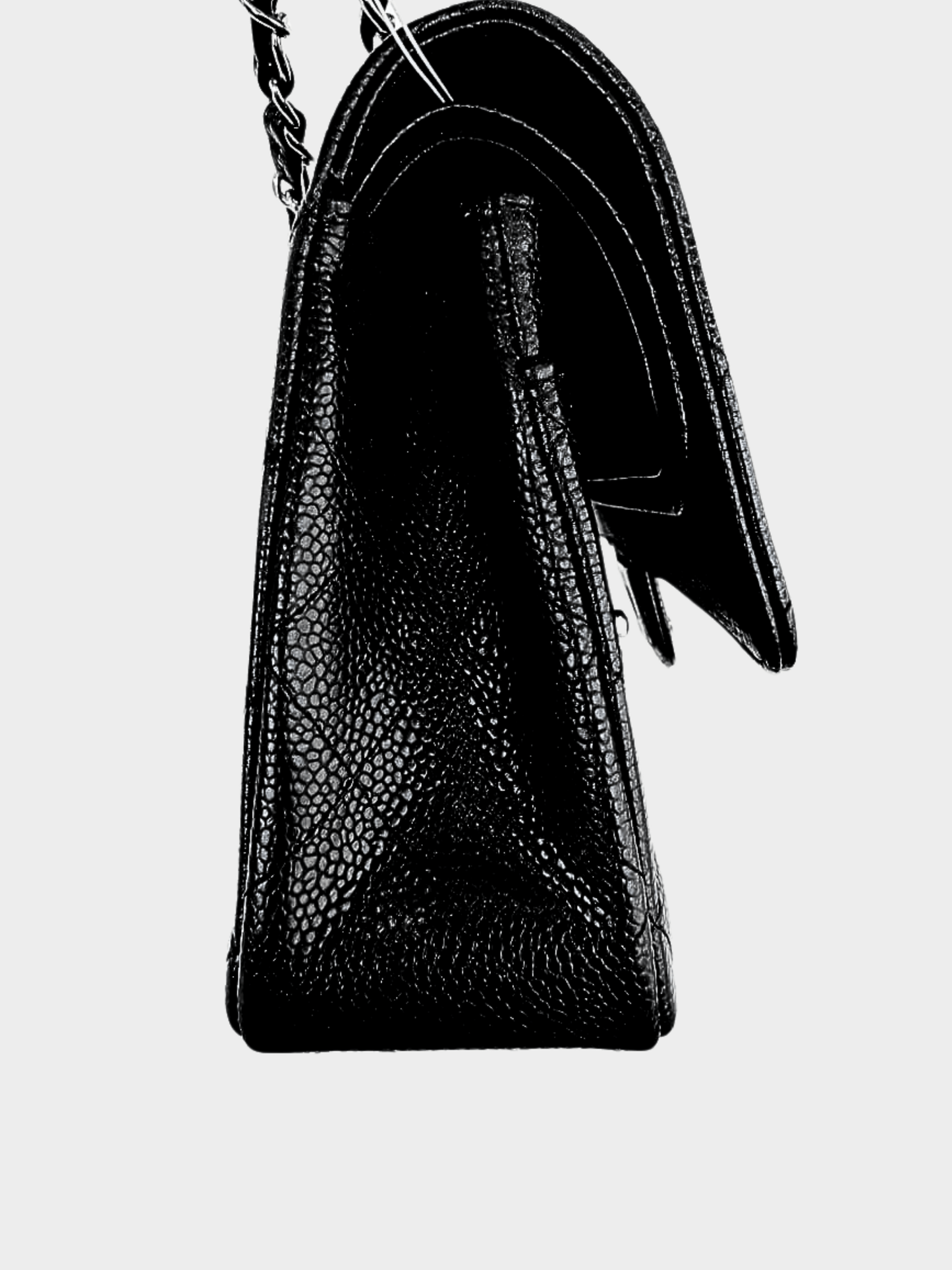 Chanel 2012 Black Classic 25 Caviar Skin Flap Bag