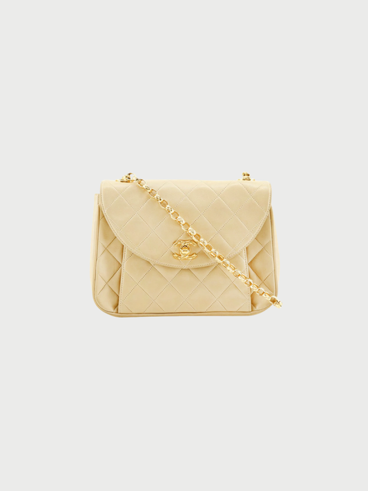Chanel 1990s Beige Lambskin Leather Matelassé Chain Shoulder Bag