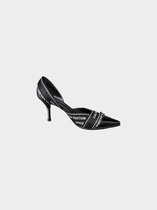 Louis Vuitton 2000s Black Patent Leather Ribbon Pumps