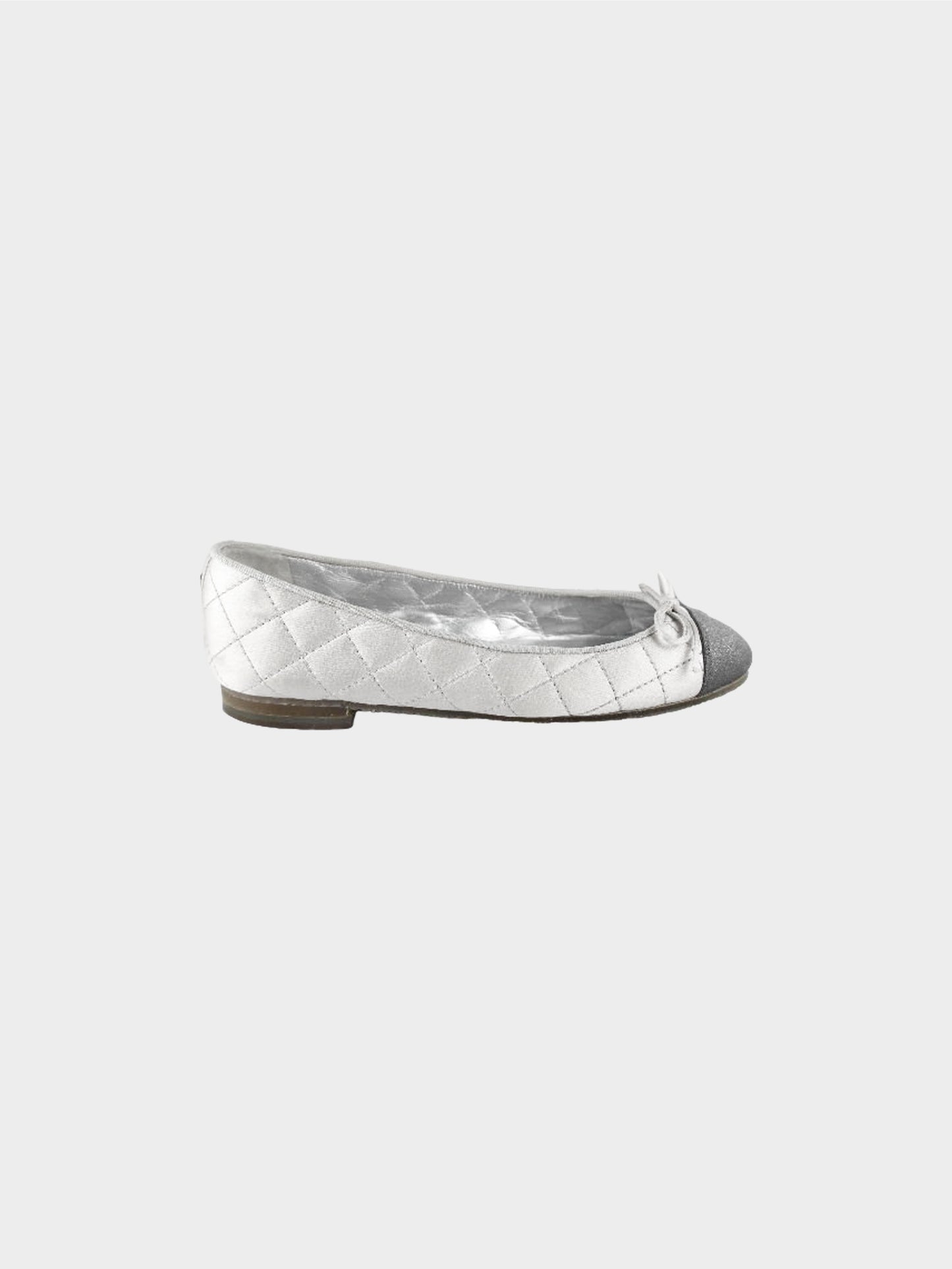 Chanel 2000s Black and Silver Two-toned Ballerina Flats