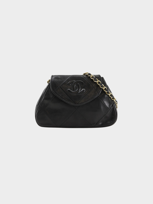 Chanel 1990s Black Lambskin Matelassé Chain Shoulder Bag