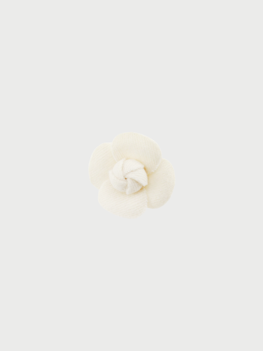 Chanel 2000s White Cotton Camellia Flower Corsage Brooch
