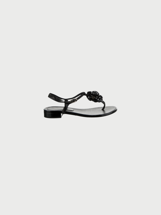 Chanel 2016 Black Suede Navy Patent Leather Camellia Thong Sandals