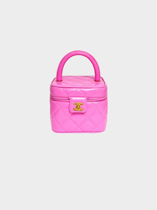 Chanel SS 1995 Rare Pink Heart Vanity Case