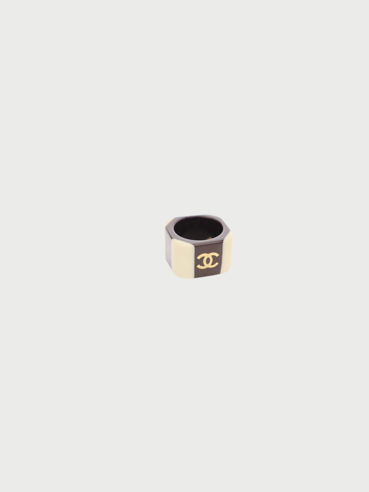 Chanel AW 2001 Brown Beige Plastic COCO Square Ring