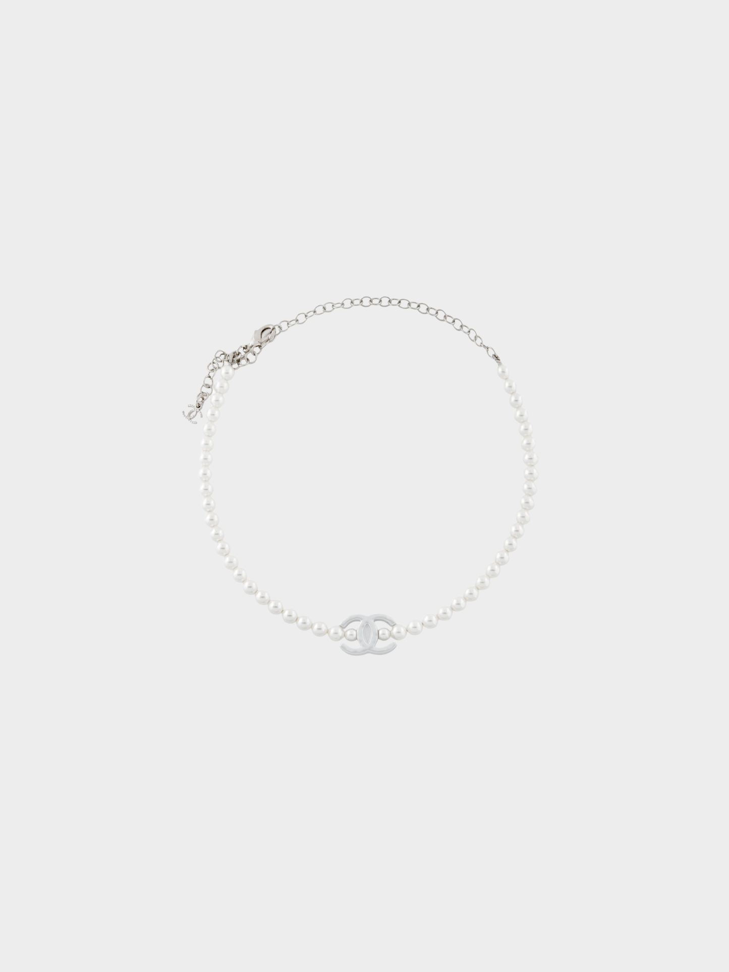 Chanel Cruise 2025 Pearl Resin CC Logo Choker Necklace