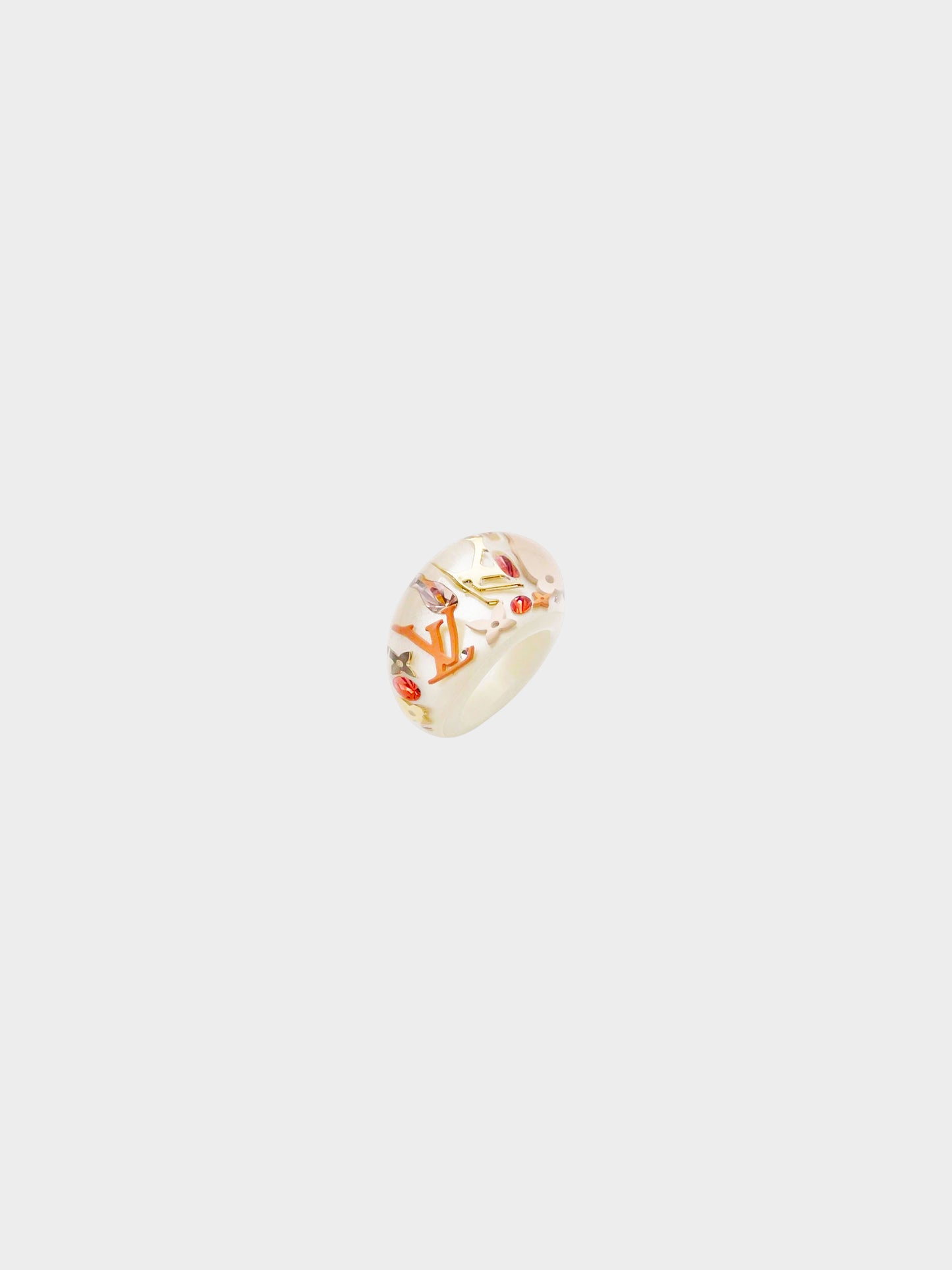 Louis Vuitton 2011 Cream Berg Unclusion Resin Ring