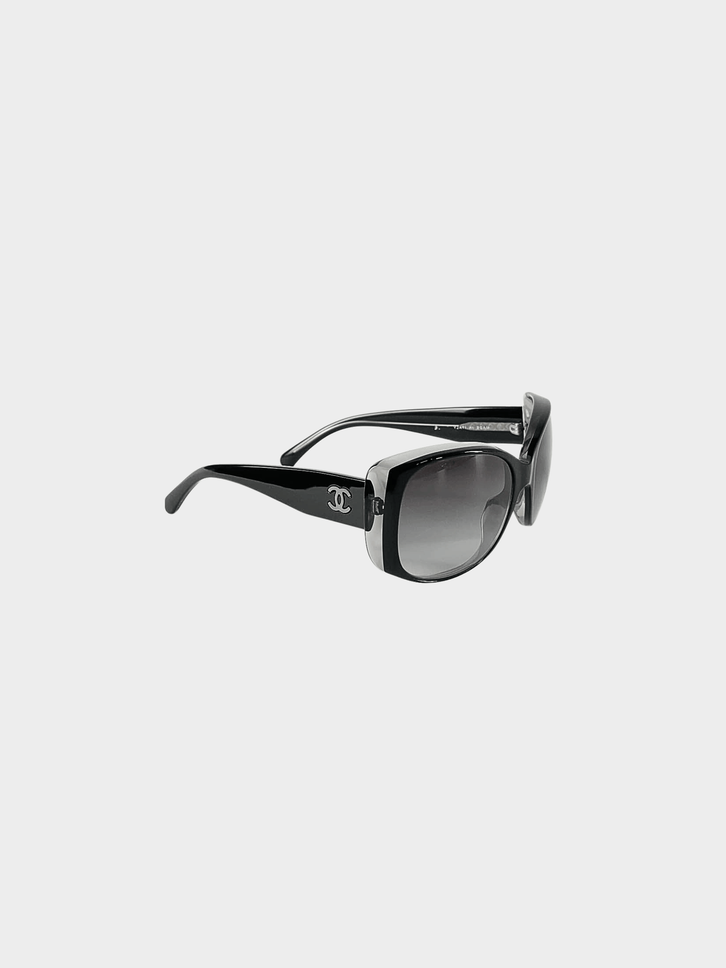 Chanel 2000s Black Frame Gradient Tint CC Logo Sunglasses