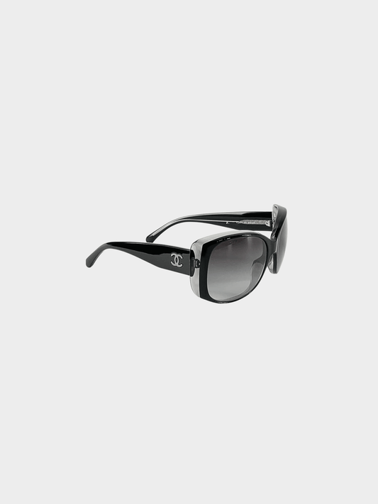 Chanel 2000s Black Frame Gradient Tint CC Logo Sunglasses