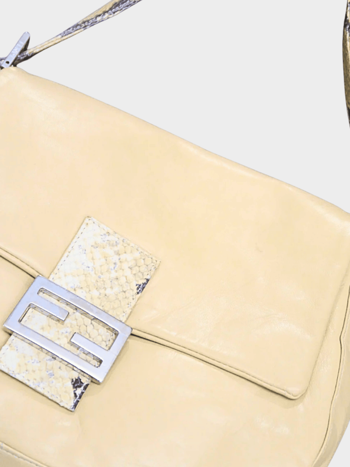 Fendi 2000s Beige Leather Mamma Baguette
