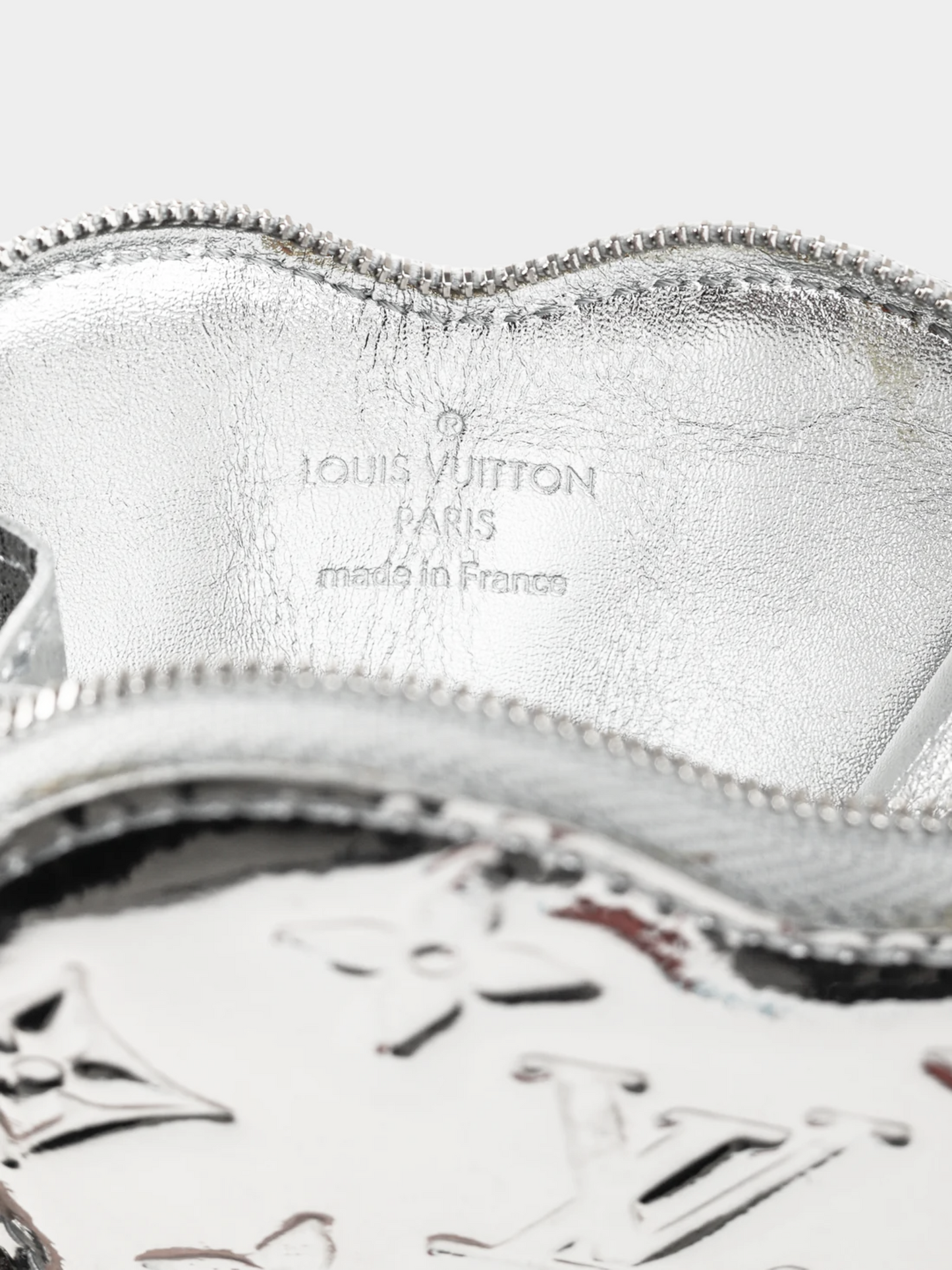 Louis Vuitton 2008 Silver Monogram Miroir Heart Coin Purse