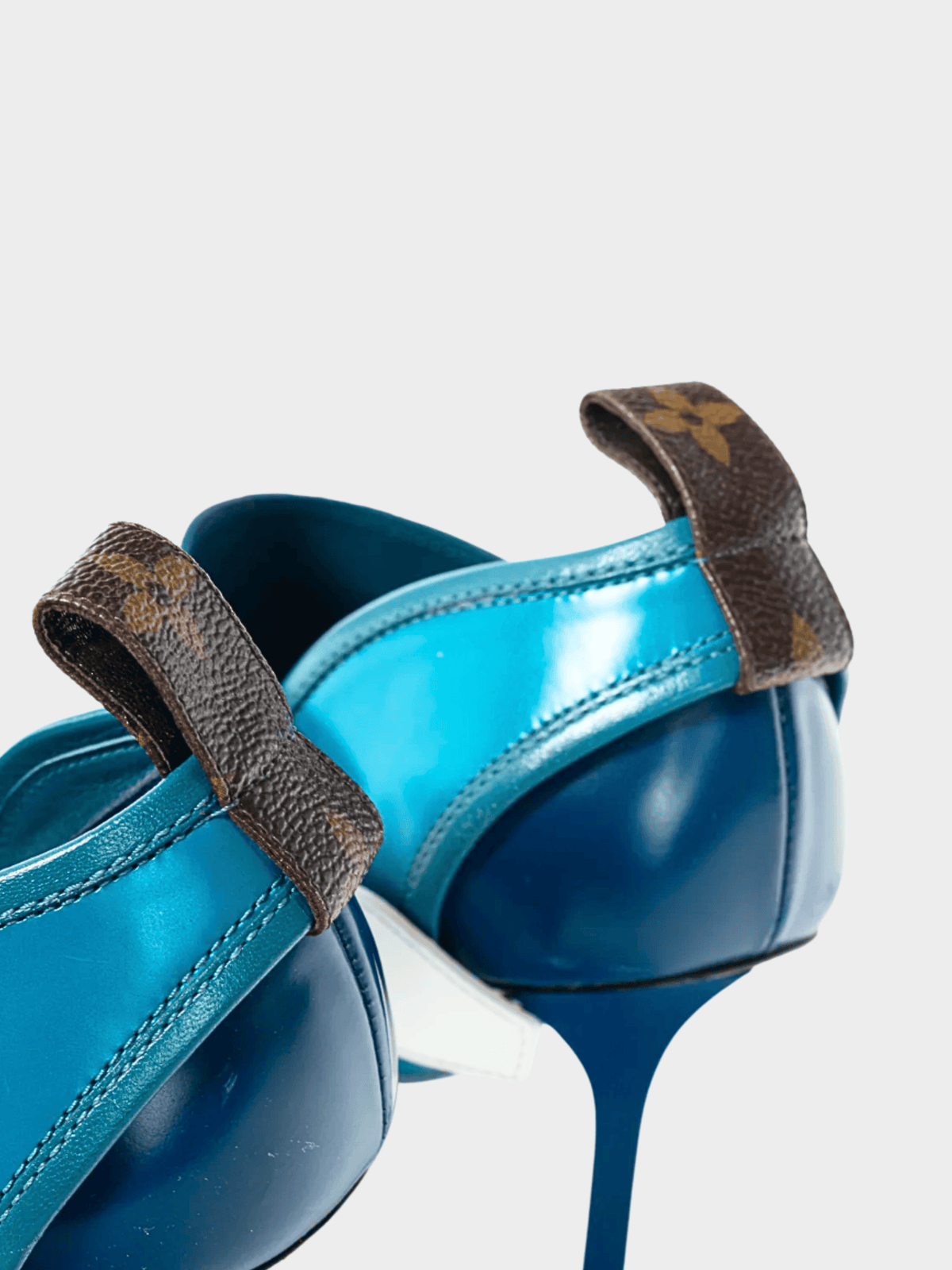 Louis Vuitton AW 2015 Runway Blue & Black Colourblock Mary Jane Heels