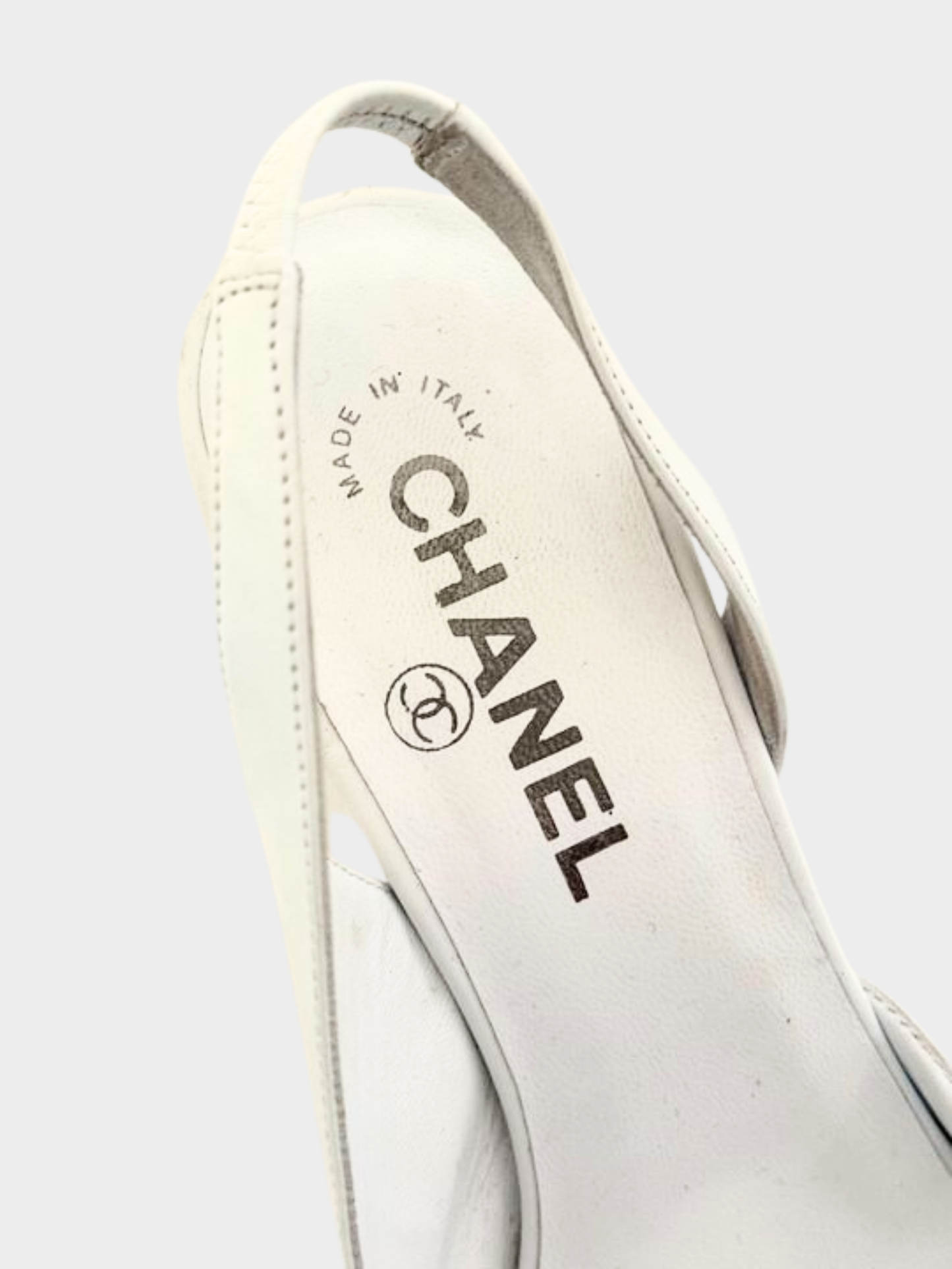 Chanel 2000s White Chain Detail Kitten Heels