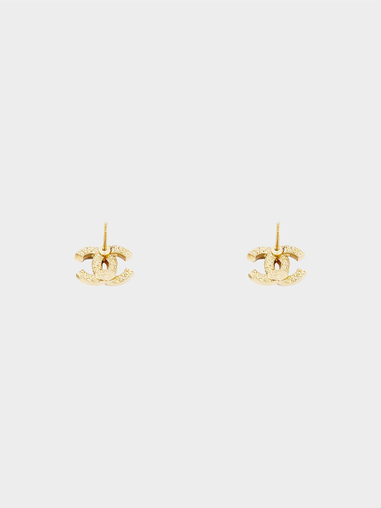 Chanel 2017 Champagne Gold Rhinestone CC Stud Earrings
