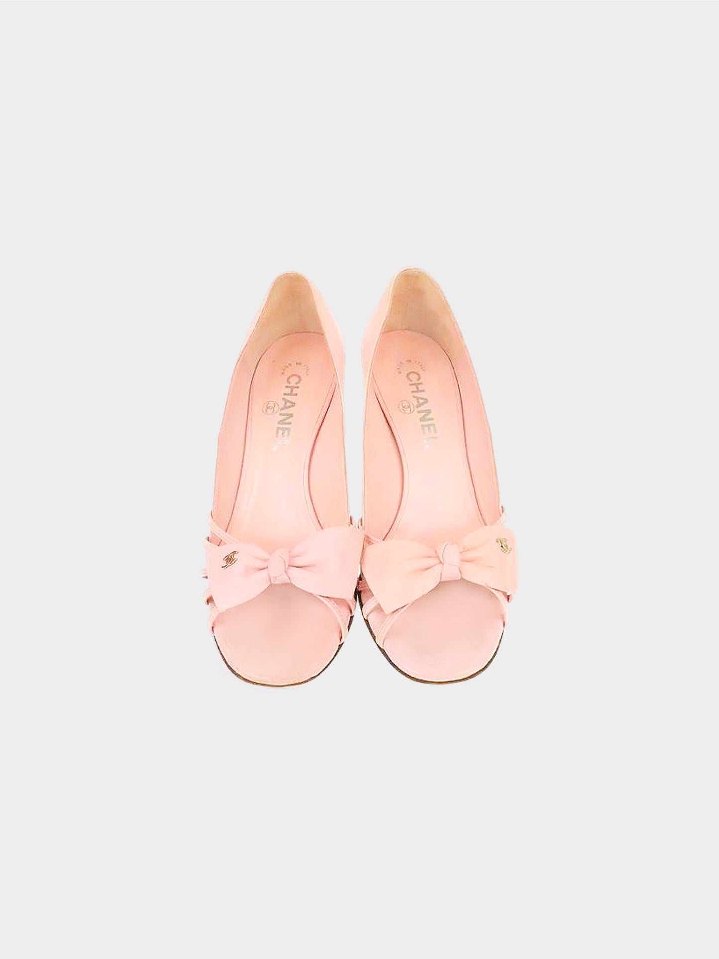 Chanel 2000s Pink CC Dainty Leather Bow Pumps