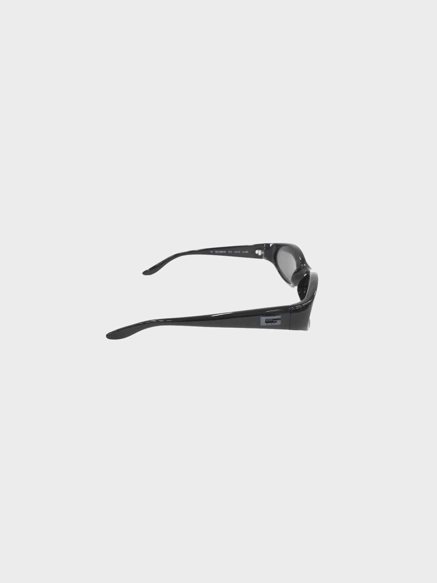 Gucci 1990s Black GG 2457/S Oval Sunglasses