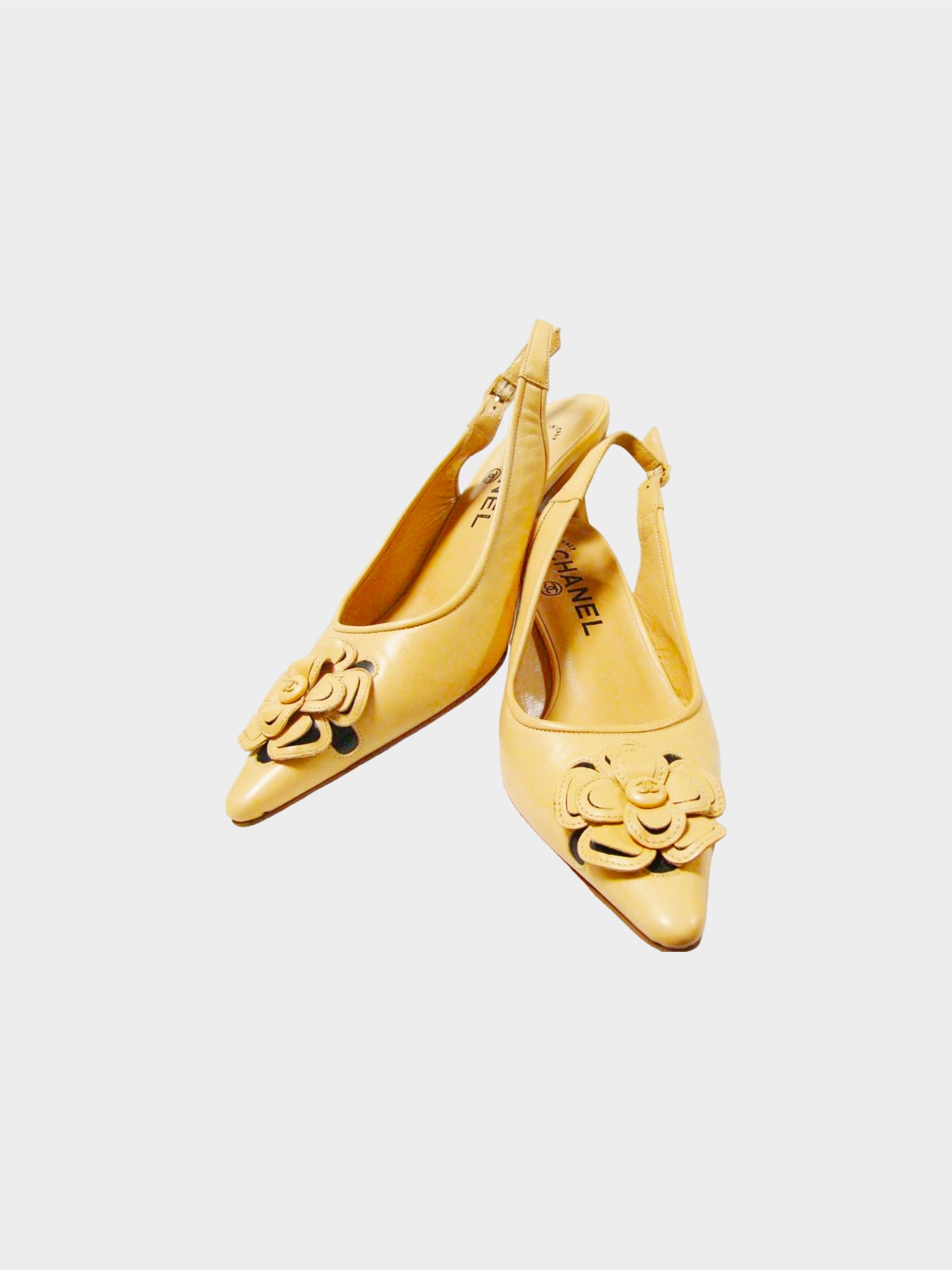 Chanel 2000s Beige Camellia Motif Leather Kitten Heels