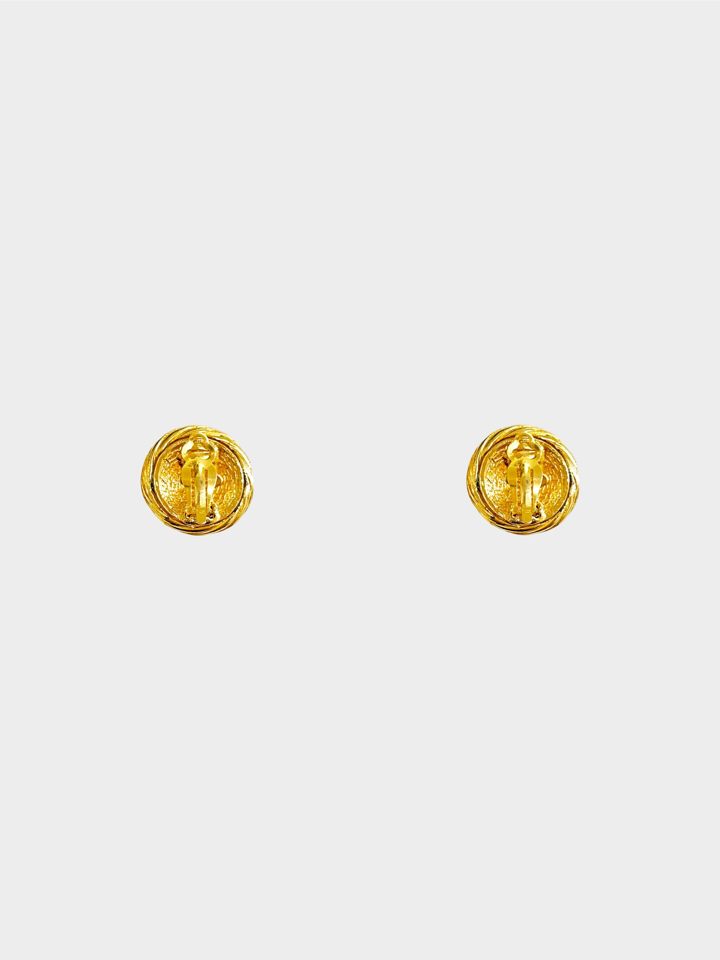 Chanel Spring 1993 Gold Twisted Rope Edge CC Clip-on Earrings