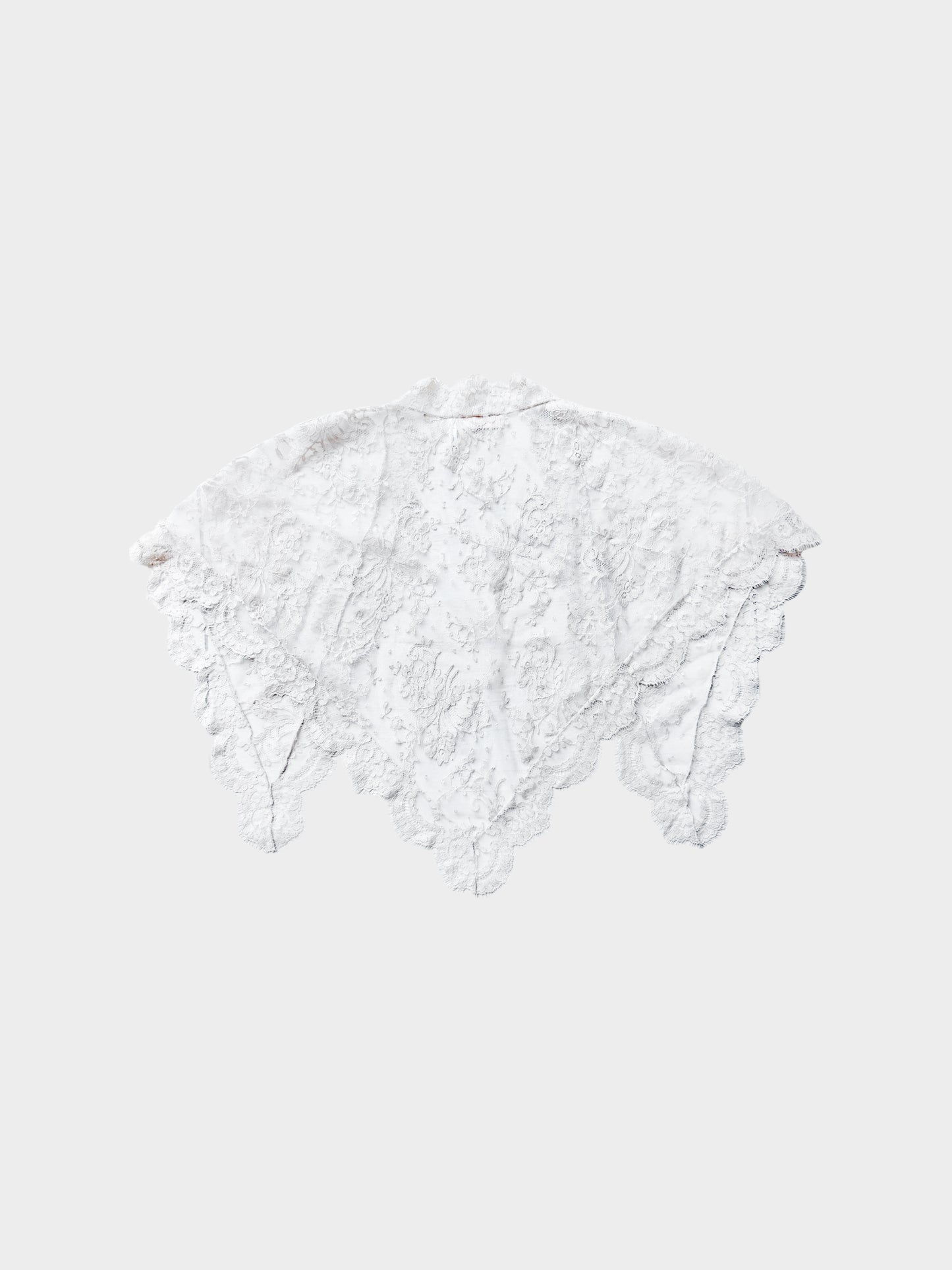 Chloe 2000s Cream White Mantilla Lace Shawl