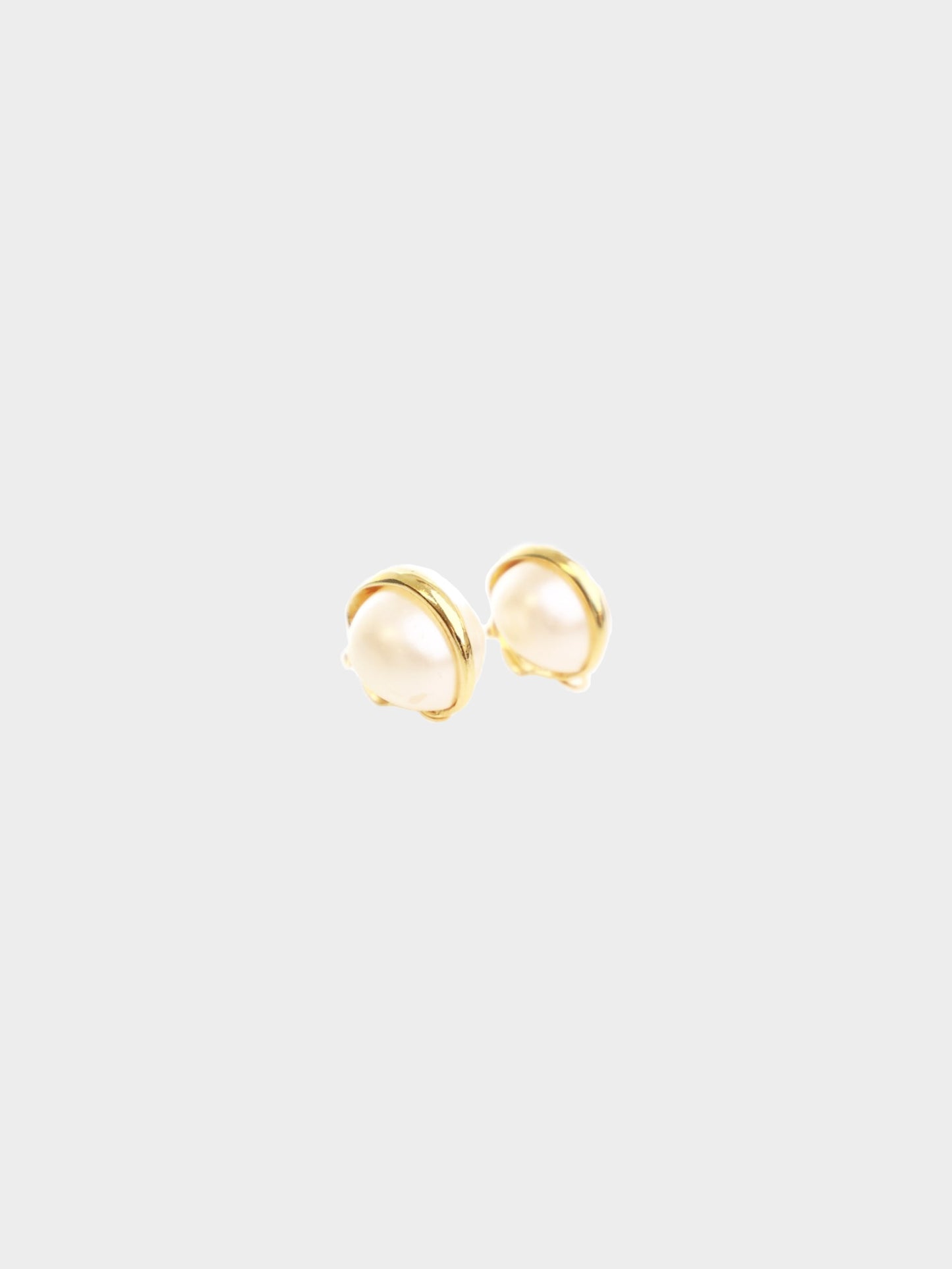 Chanel FW 1993 Gold and Faux Pearl Clip-on Earrings