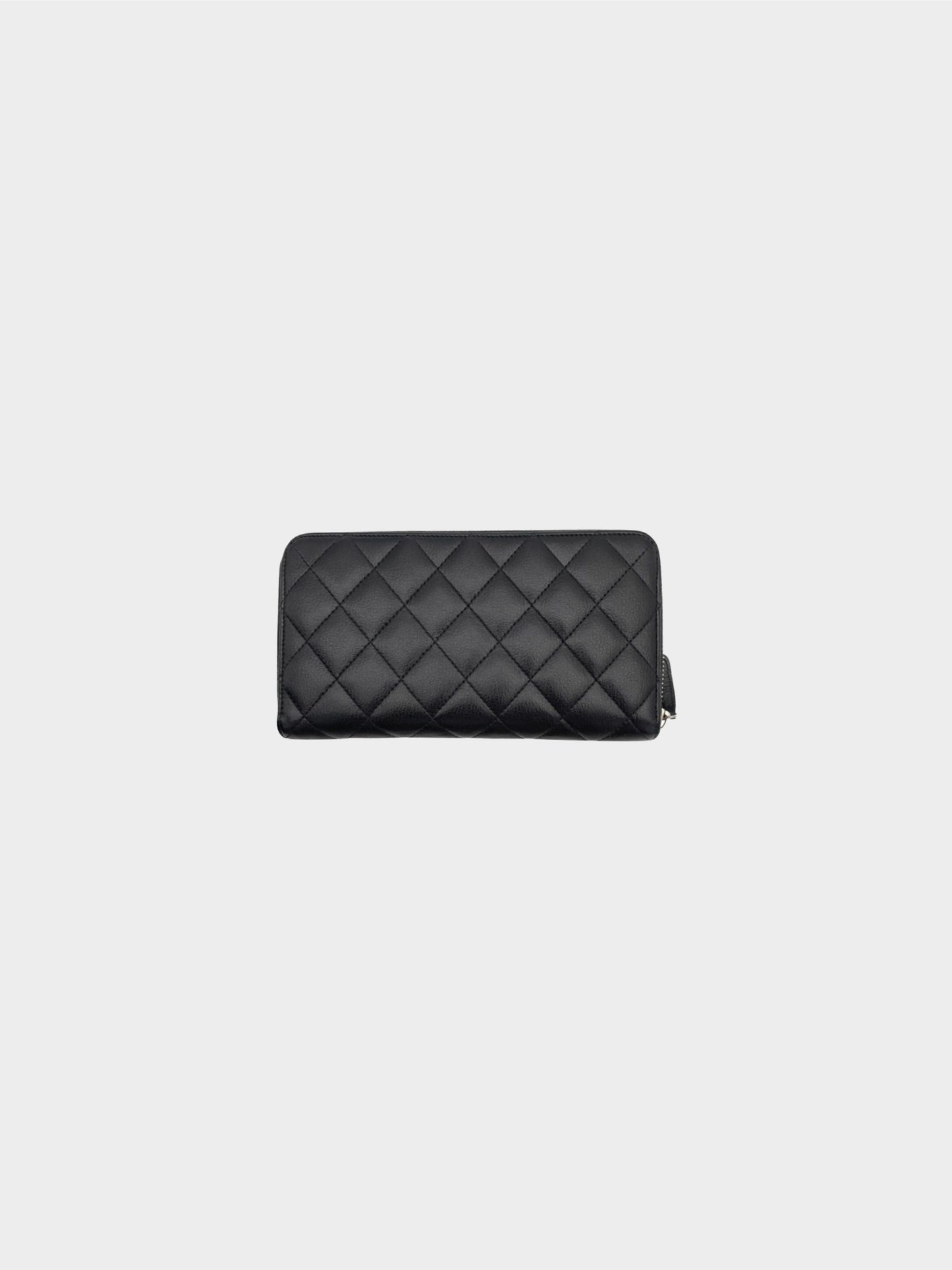 Chanel 2017-2018 Black Gusset Zip Around Clutch Wallet