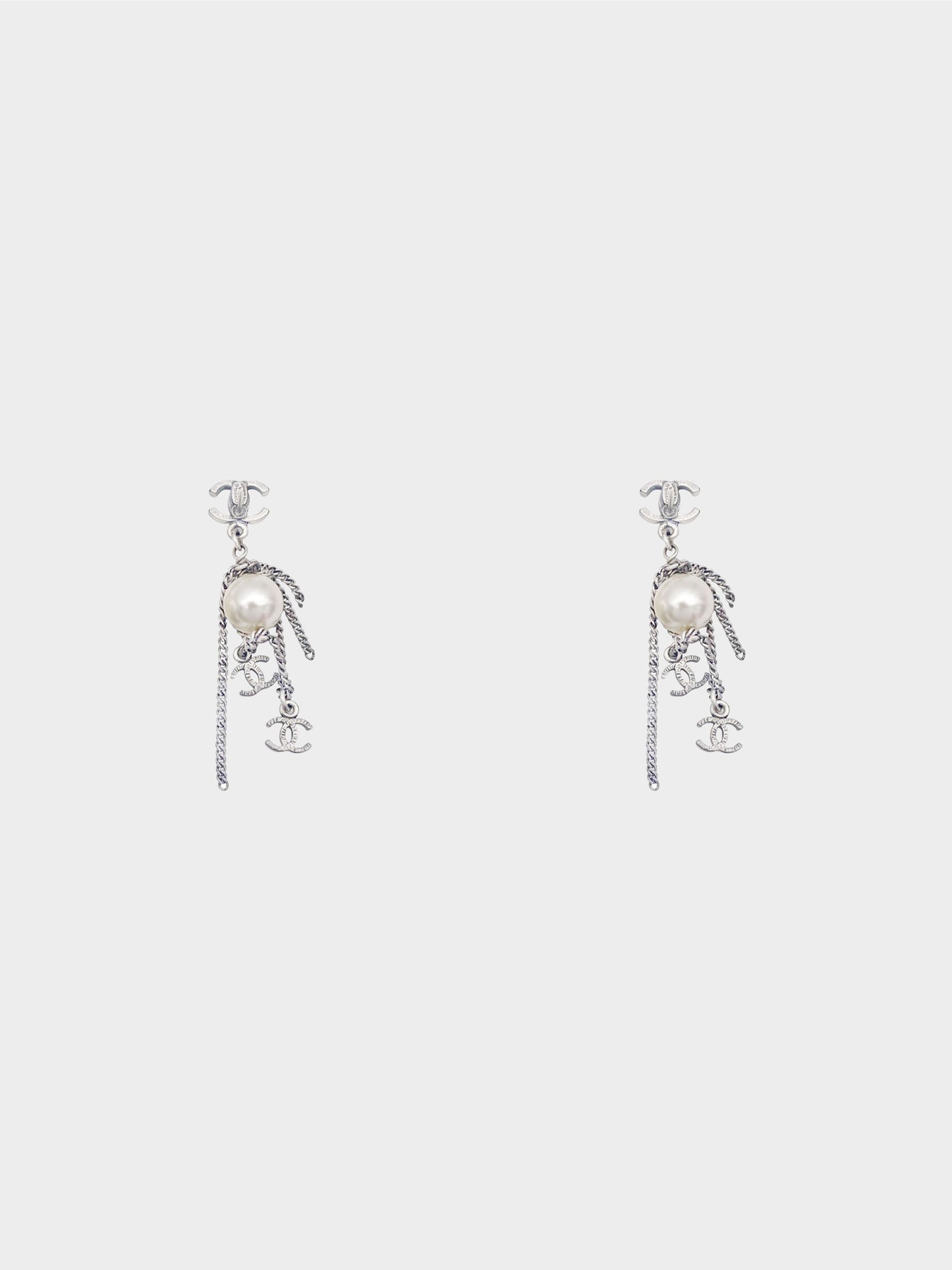 Chanel Fall 2009 Triple Coco Mark Chain Faux Pearl Silver Drop Earrings
