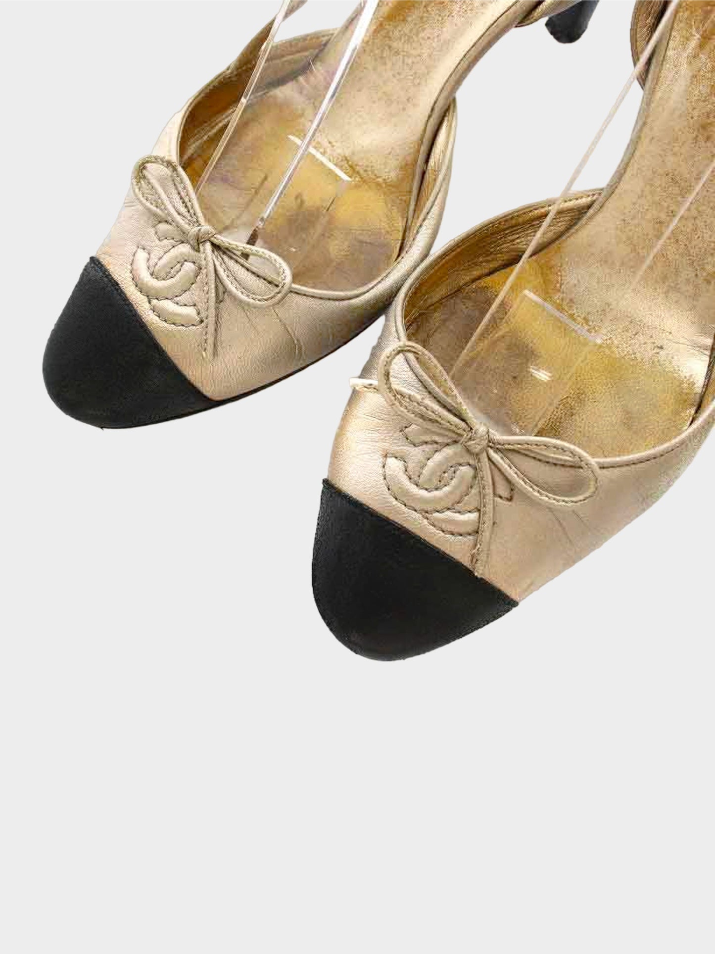 Chanel 2000s Bow Logo Metallic Two-toned Slingback Heels