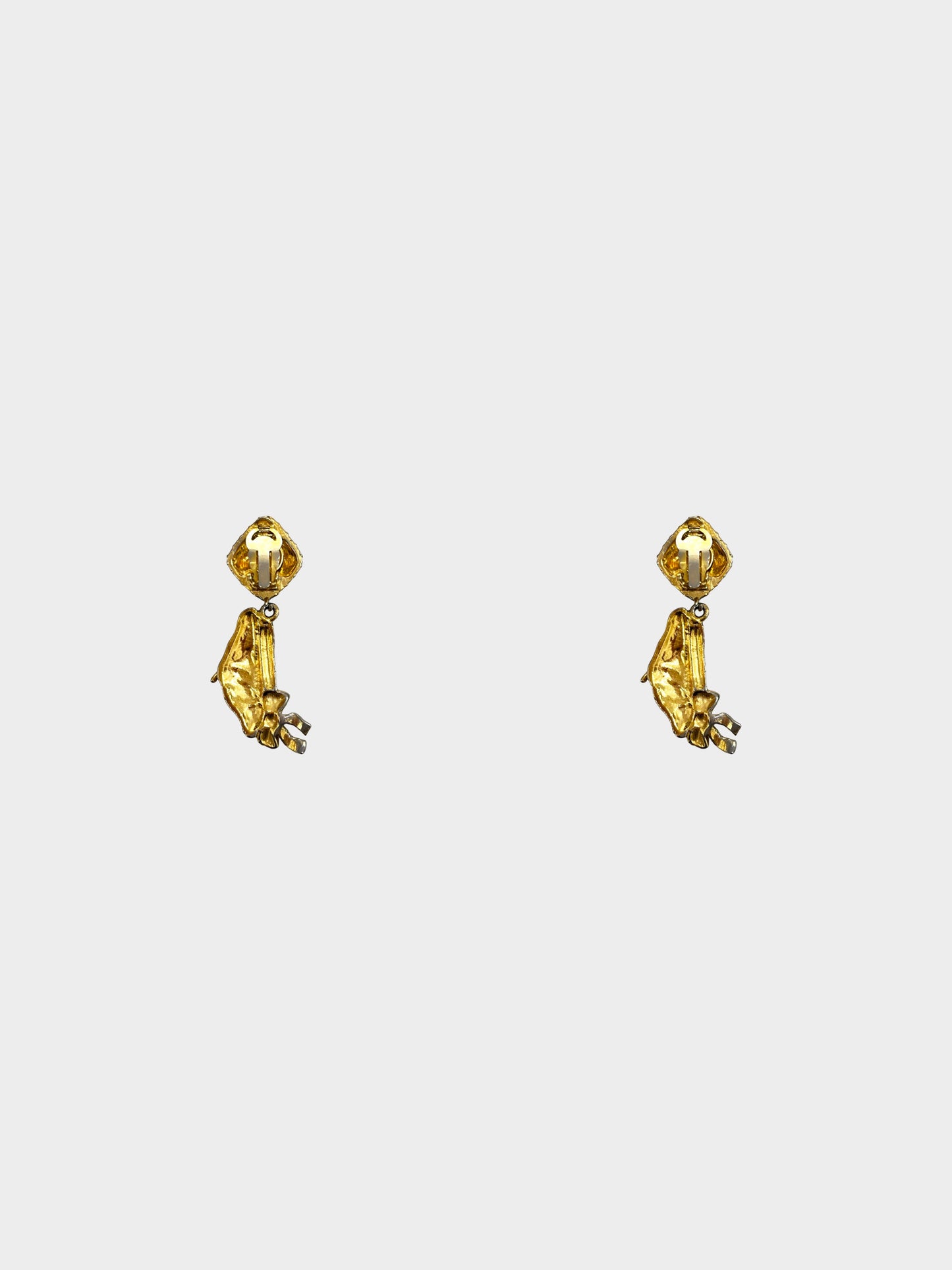Chanel 1980s Gold Diamond Cross Hatch and Beret Clip-on Drop Earrings