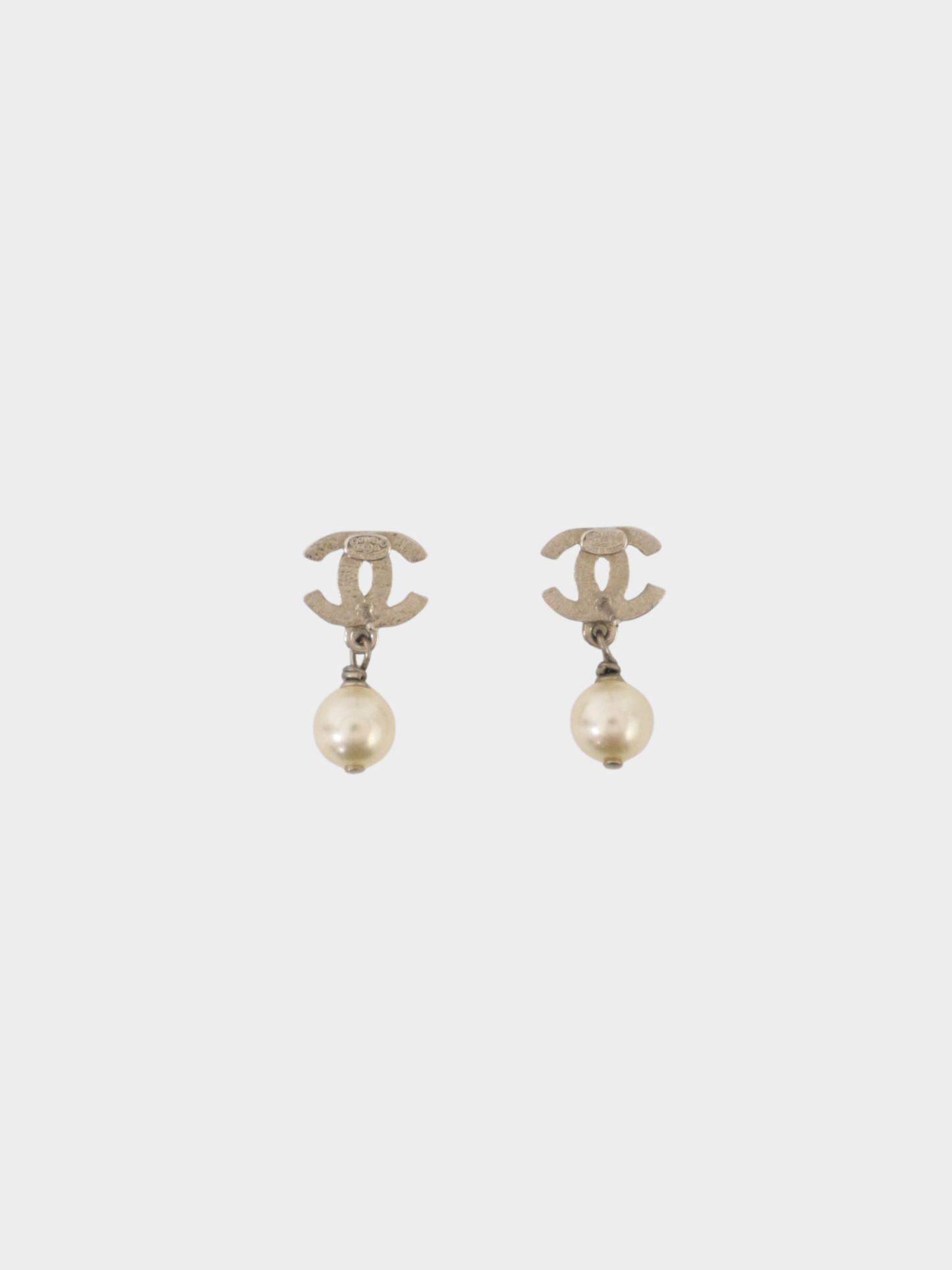 Chanel 2000s Silver Pearl COCO Swing Earrings