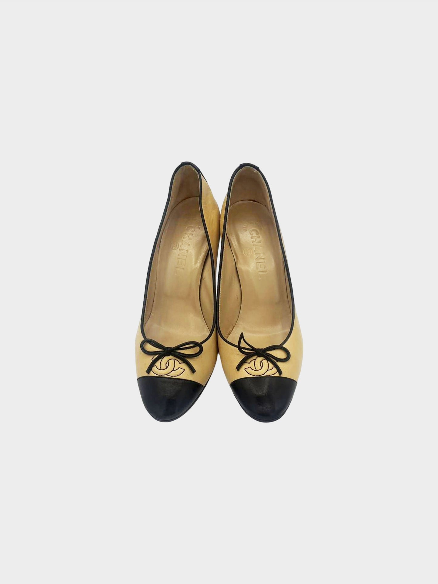 Chanel 2010s  Black and Beige CC Leather Pumps with Bow