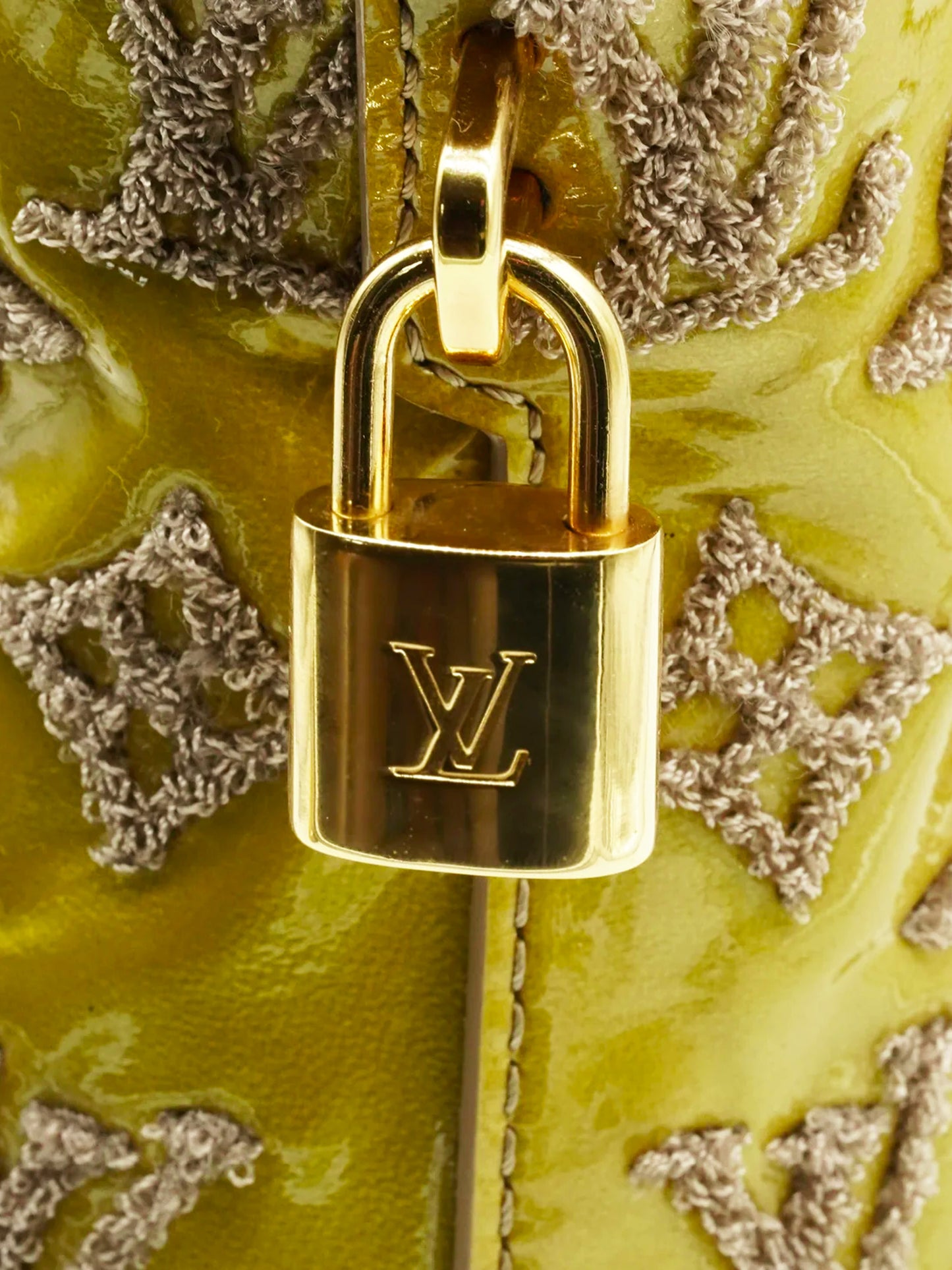 Louis Vuitton FW 2011 Green Patent Leather Lockit Fascination Monogram Handbag