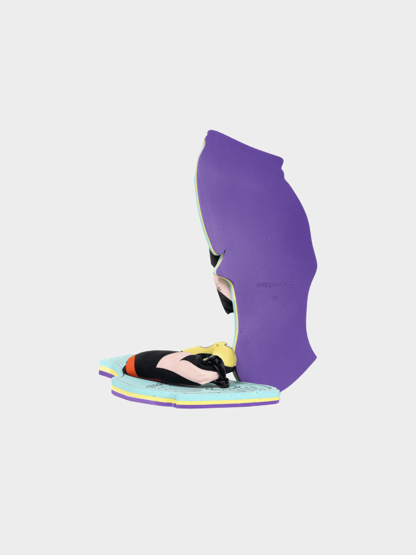 Emilio Pucci SS 2023 Nero & Rosso Marmo-Print Scuba Thong Sandals