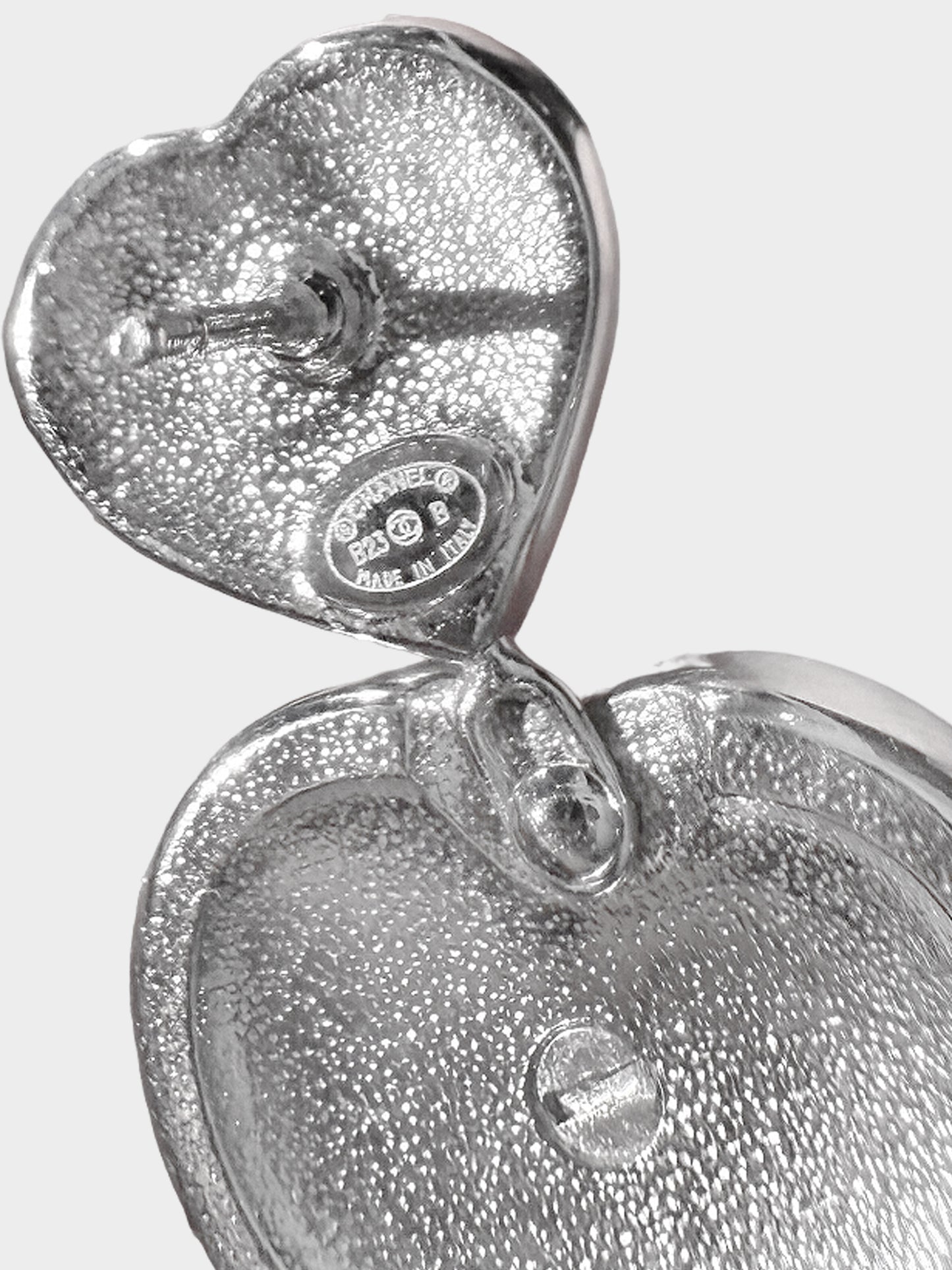 Chanel 2023 Silver CC Rhinestone and Pearl Heart Swing Earrings