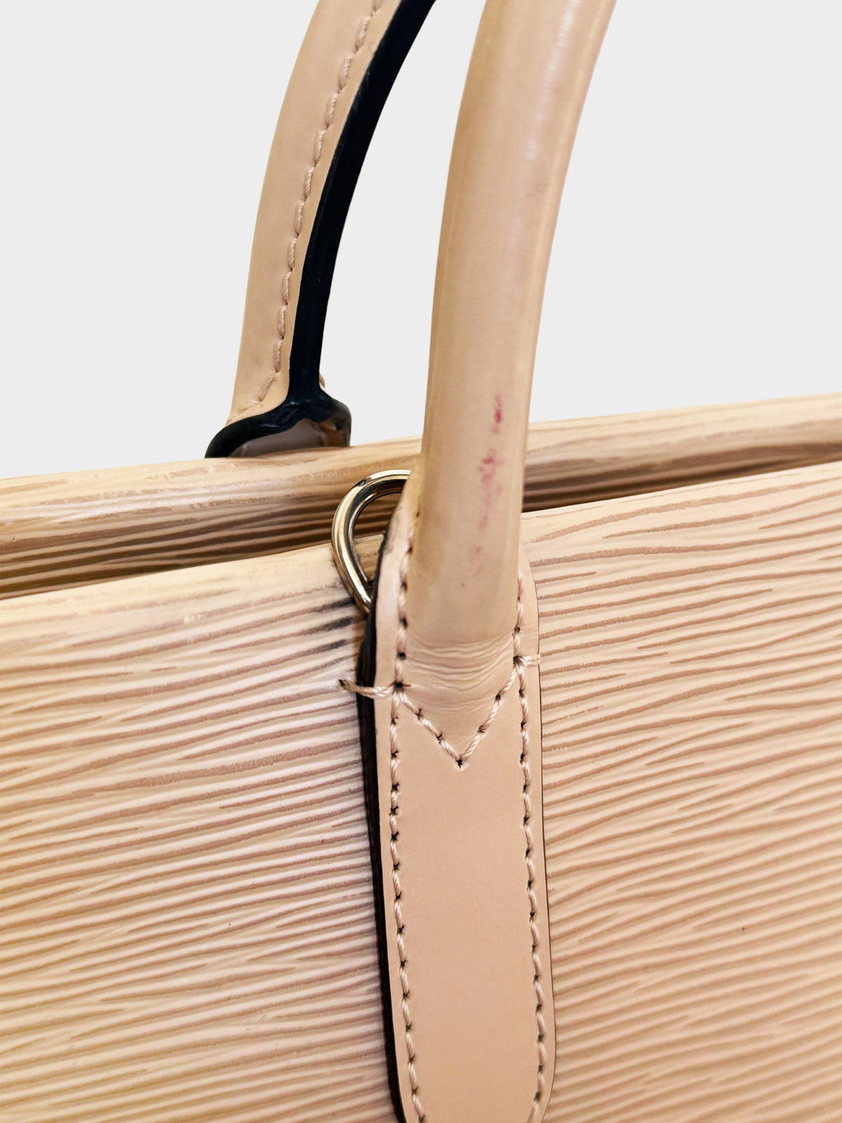Louis Vuitton 2010s Beige Epi Marly MM 2-way Handbag