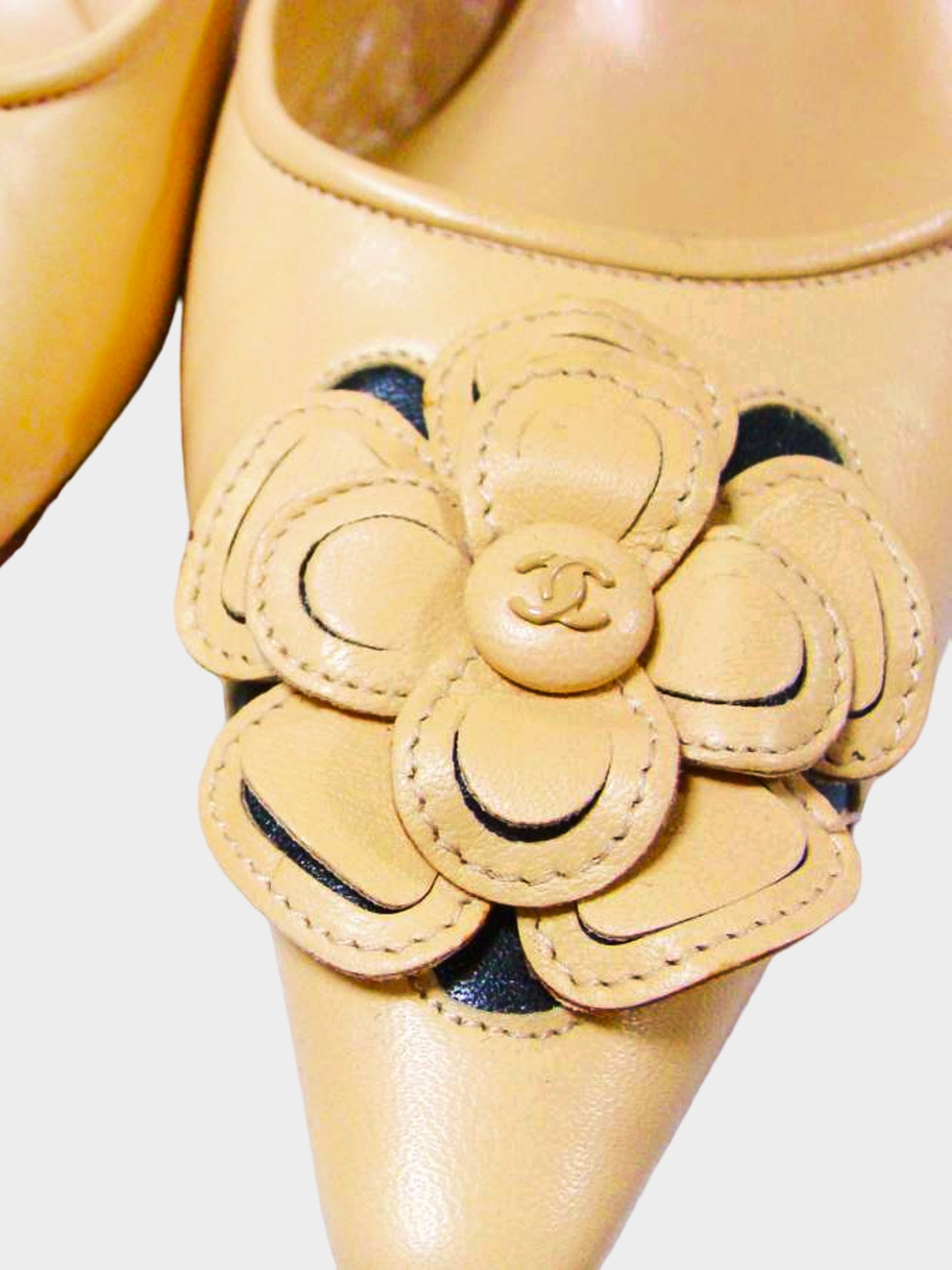 Chanel 2000s Beige Camellia Motif Leather Kitten Heels