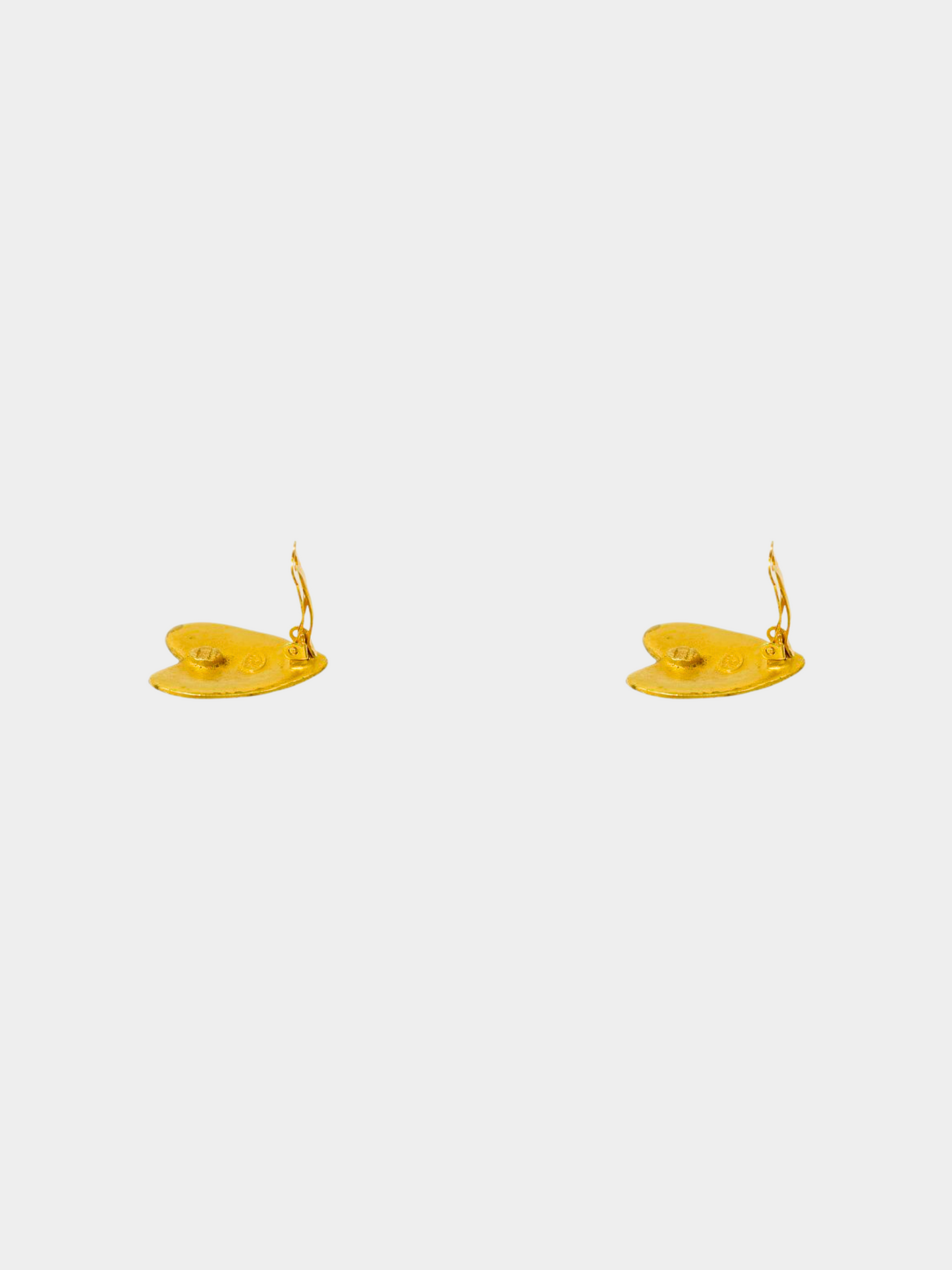Chanel 2000s Gold Coco Heart Clip-on Earrings