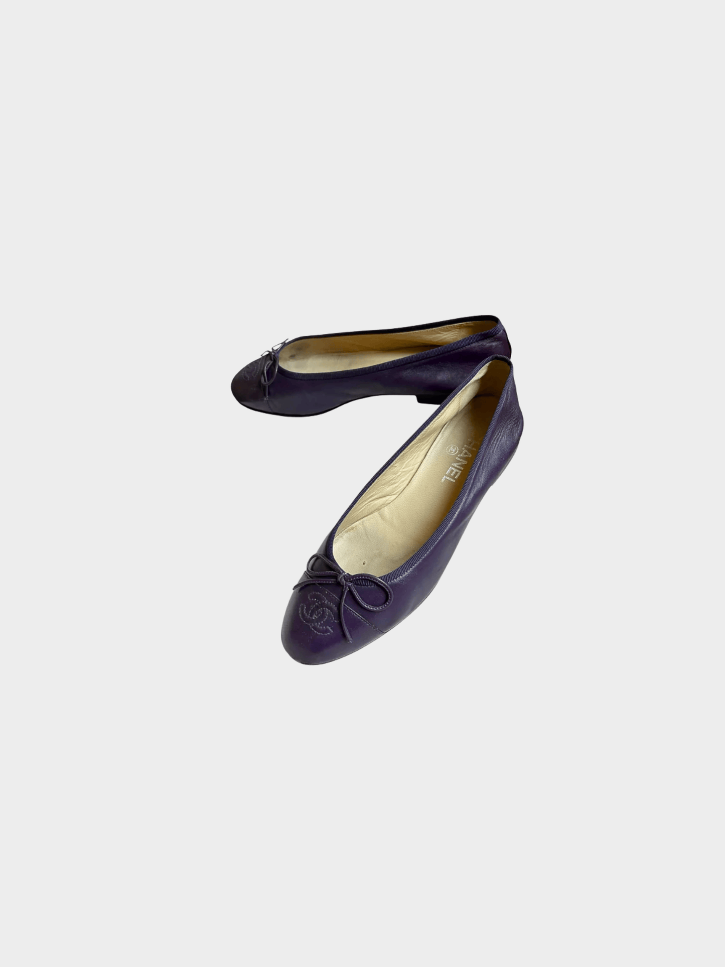Chanel 2008 Deep Berry CC Interlocking Logo Ballet Flats