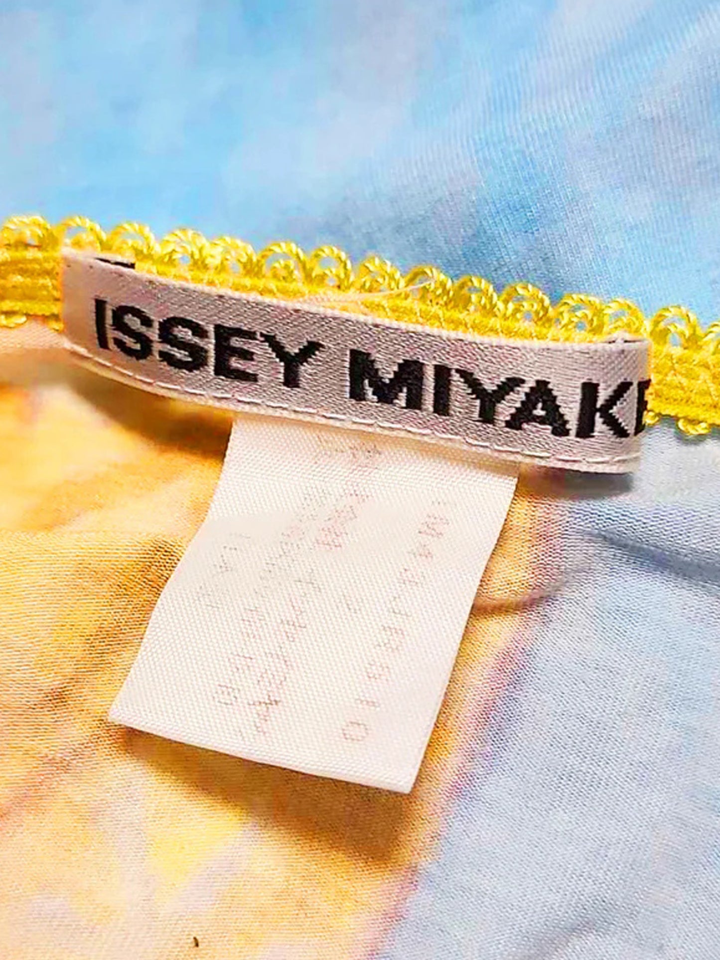Issey Miyake x Aya Takano 2004 AW Rare Tank