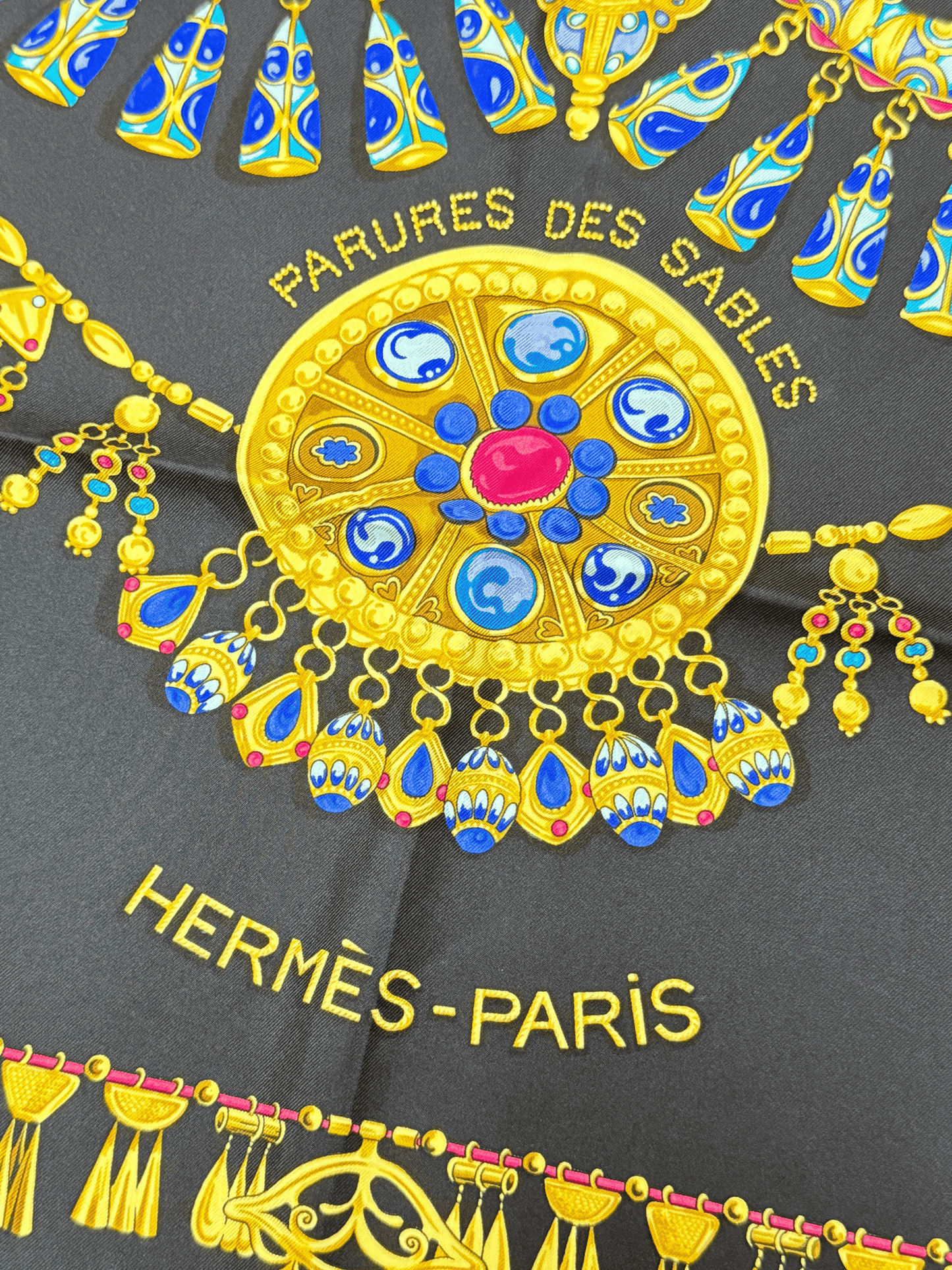 Hermès 1994 Black Parures des Sables Silk Carré 90 Scarf