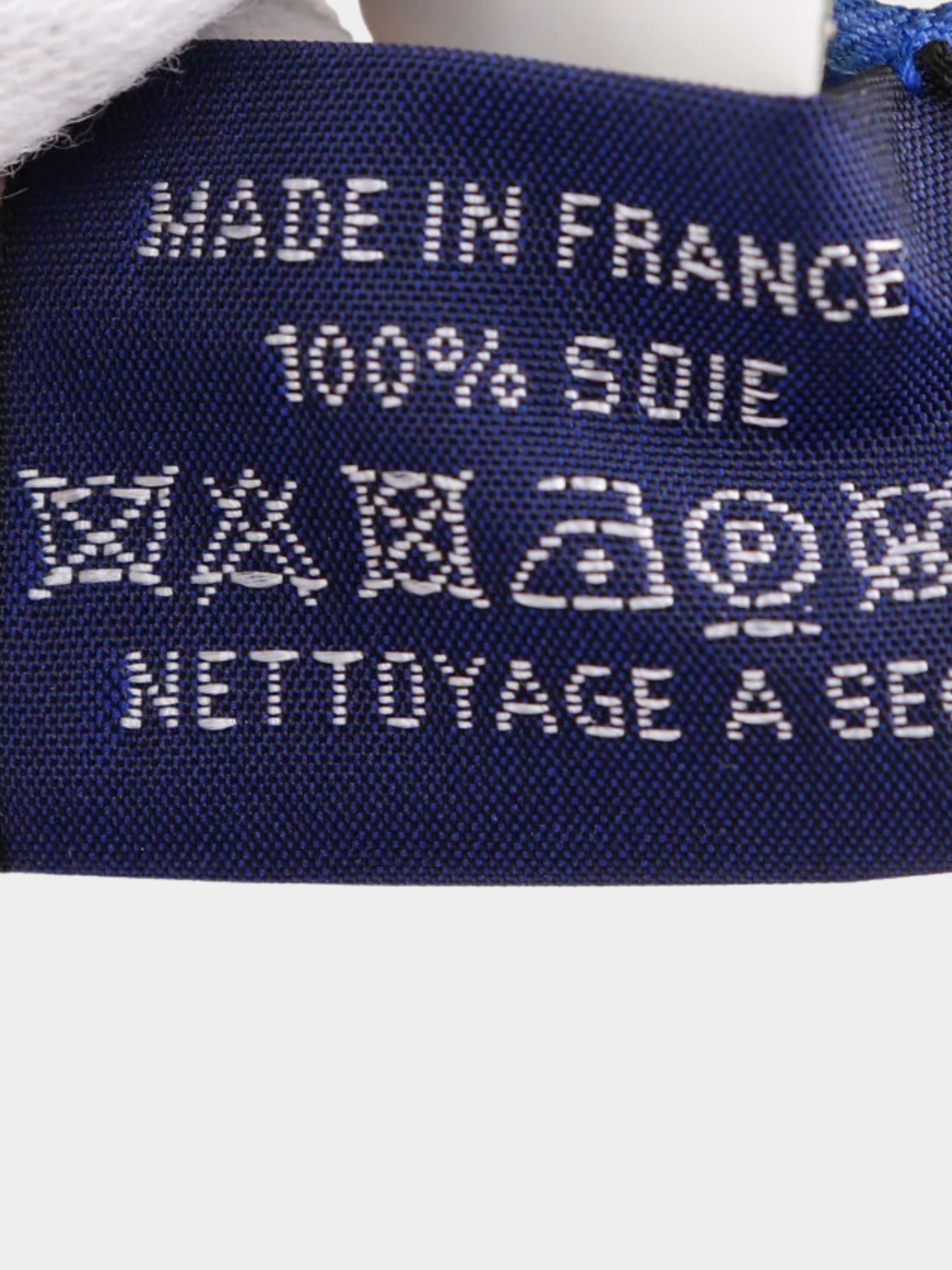 Hermès 2000s White Blue Silk Carré 45 Horse Club Scarf