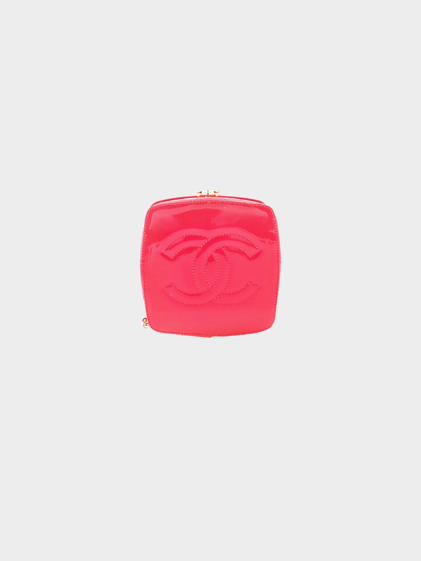 Chanel 2016 Pink Patent Leather Quilted Minaudiere Vanity Case