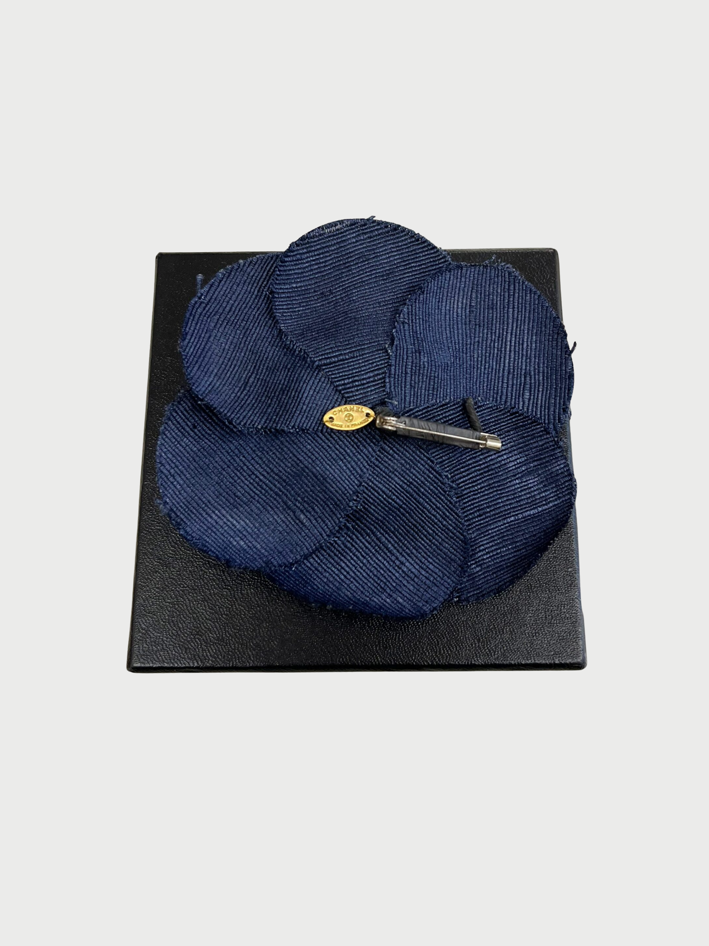 Chanel 1995-1997 Navy Silk Grosgrain Camellia Brooch
