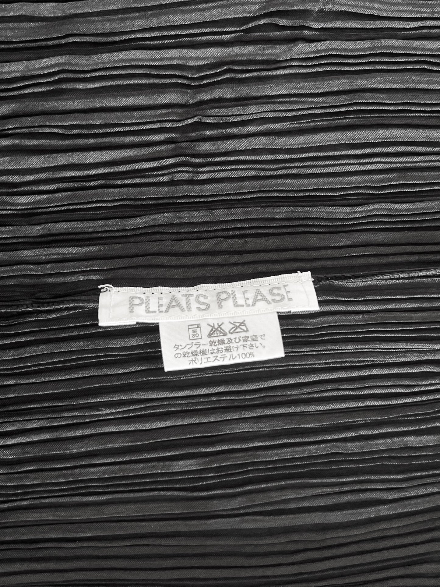 Issey Miyake Pleats Please FW 2000 Black Madame-T Cape Shawl