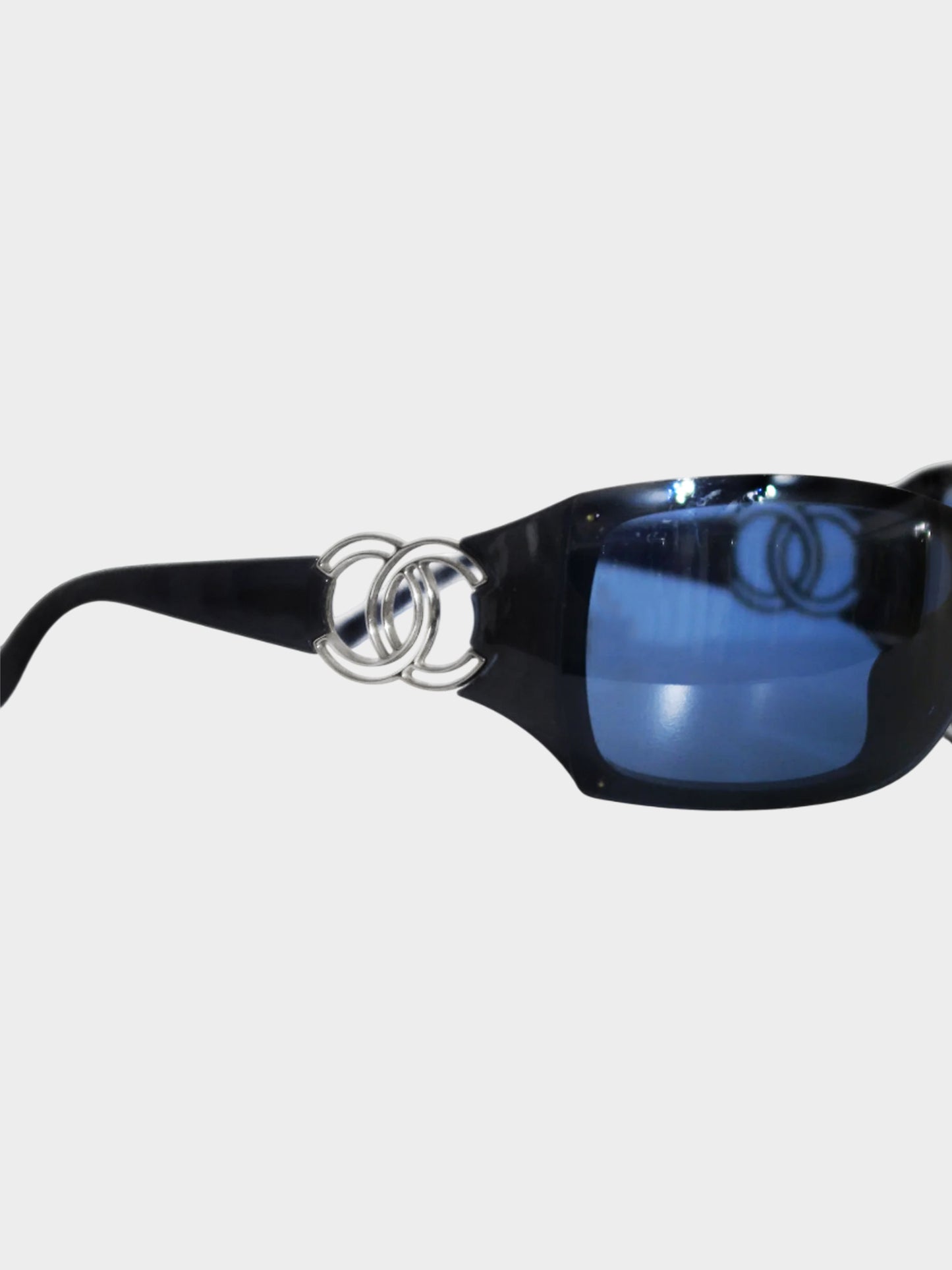 Chanel 2000s Black and Blue Vintage CC Sunglasses